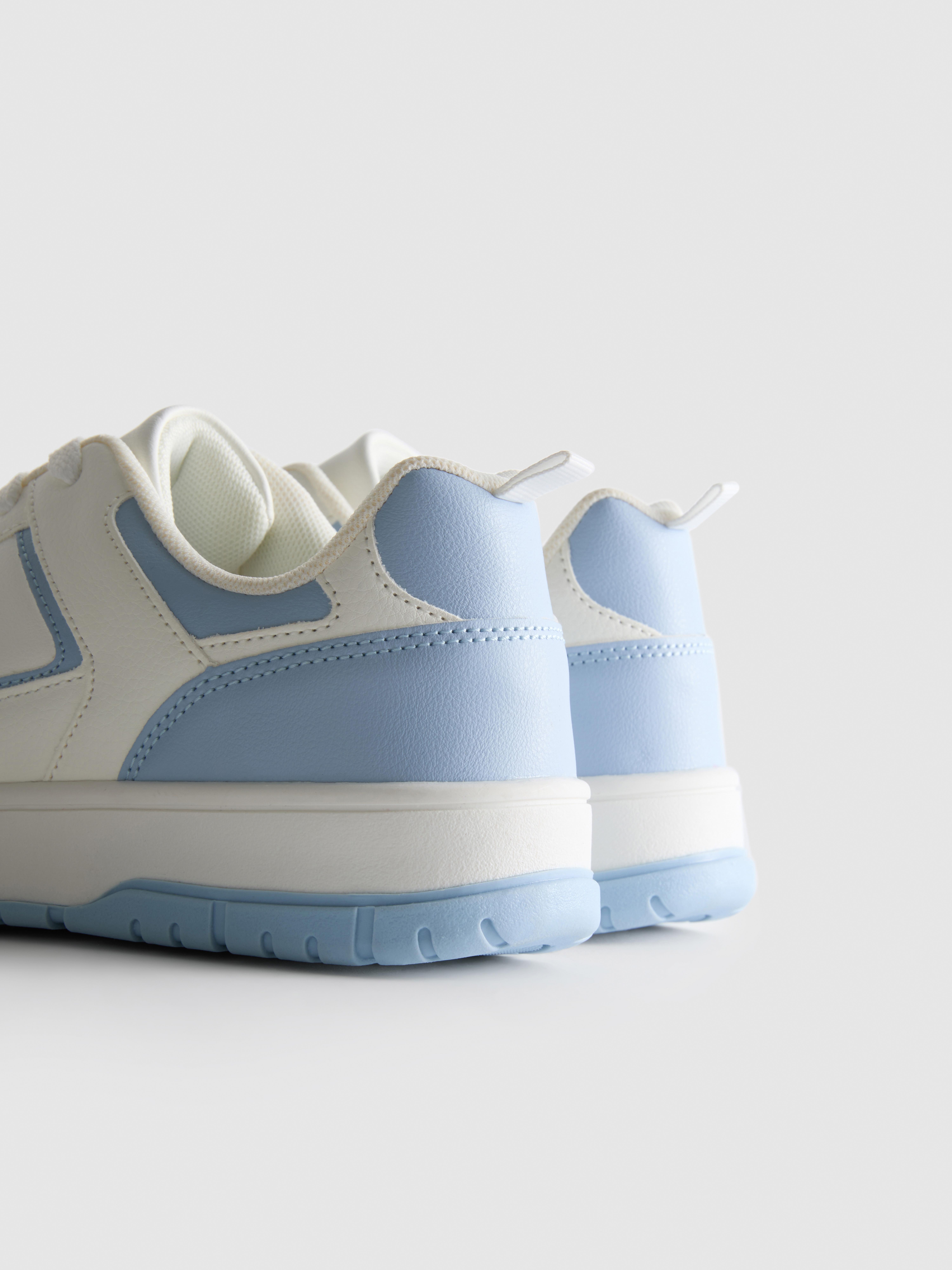 Women's Light Blue Sporty Low Tops