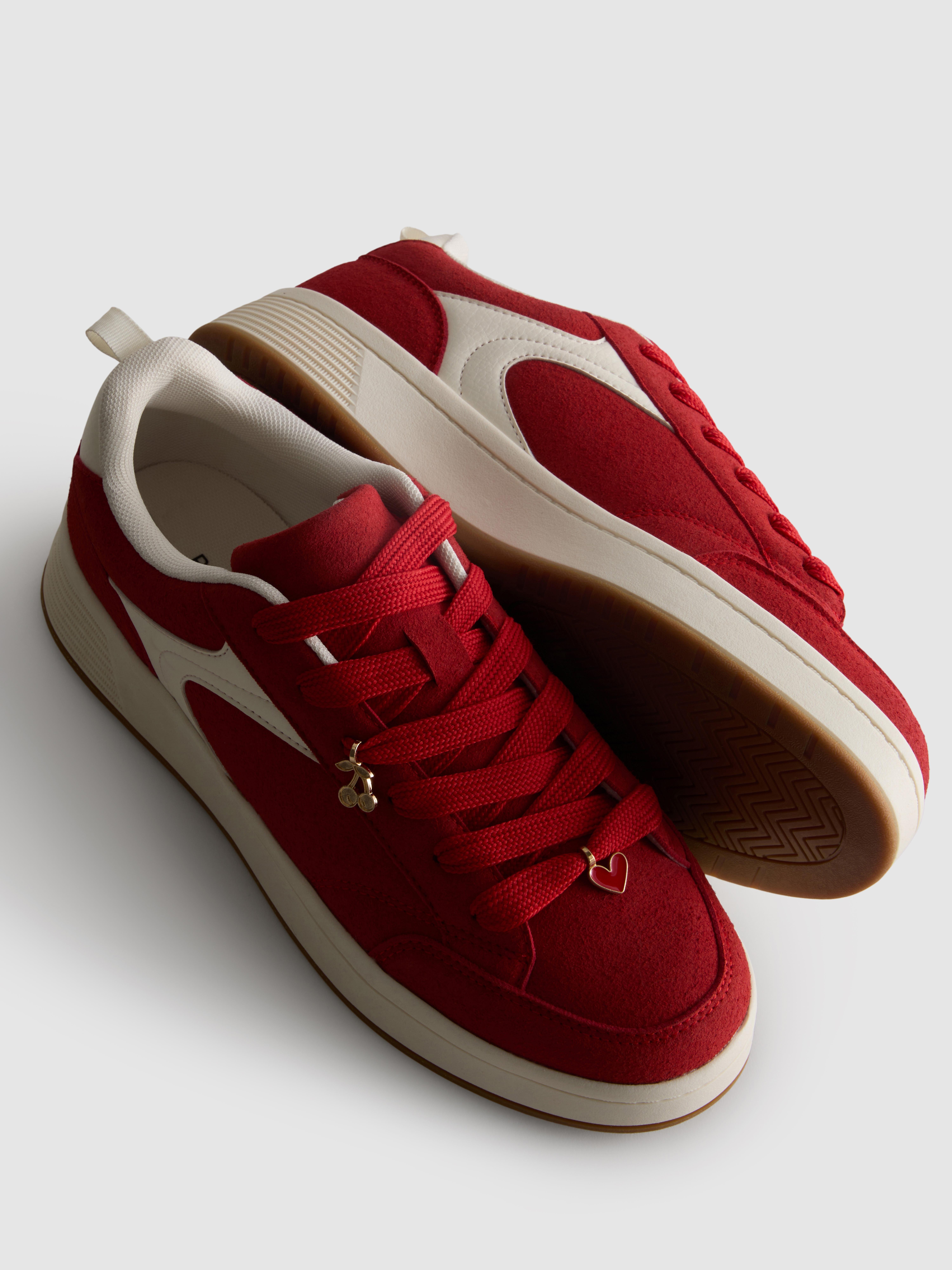 Charm Detail Skater Low-Top Sneakers