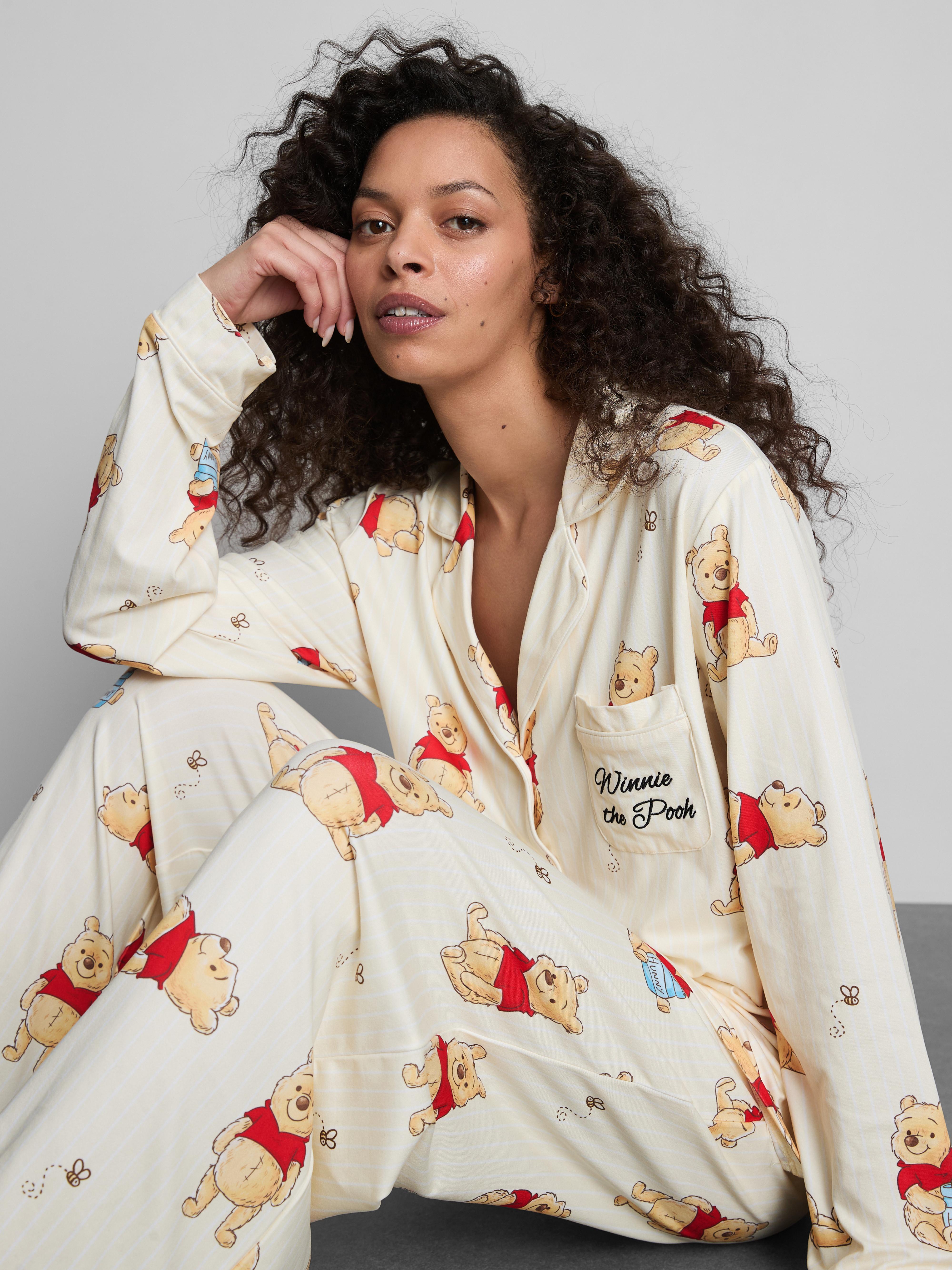 Women's Yellow Disney’s Winnie The Pooh Graphic Boyfriend Pajamas