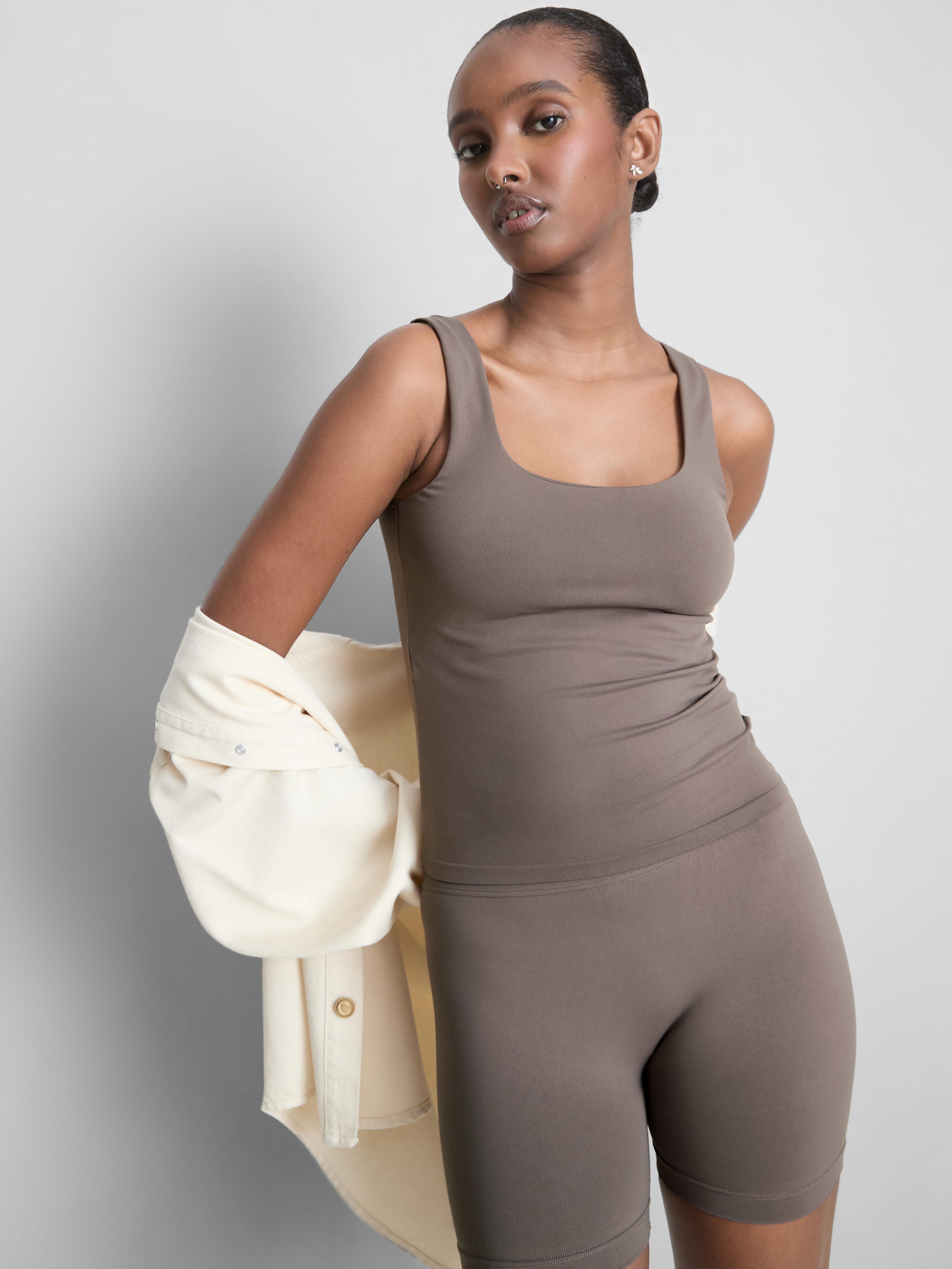 Extra hebké zkrácené tílko