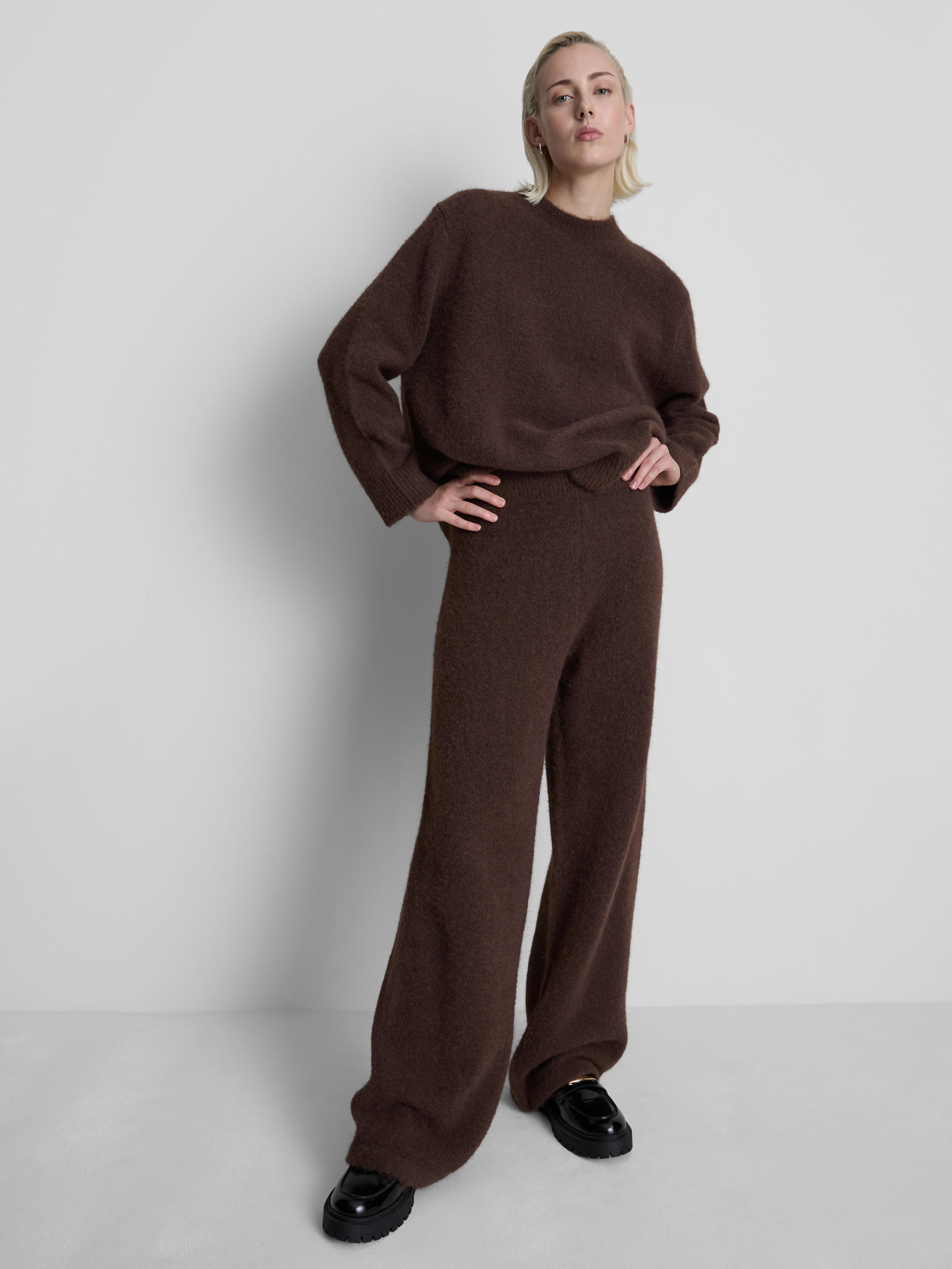 Women's Chocolate MAJOR FIND | Soft Touch Top