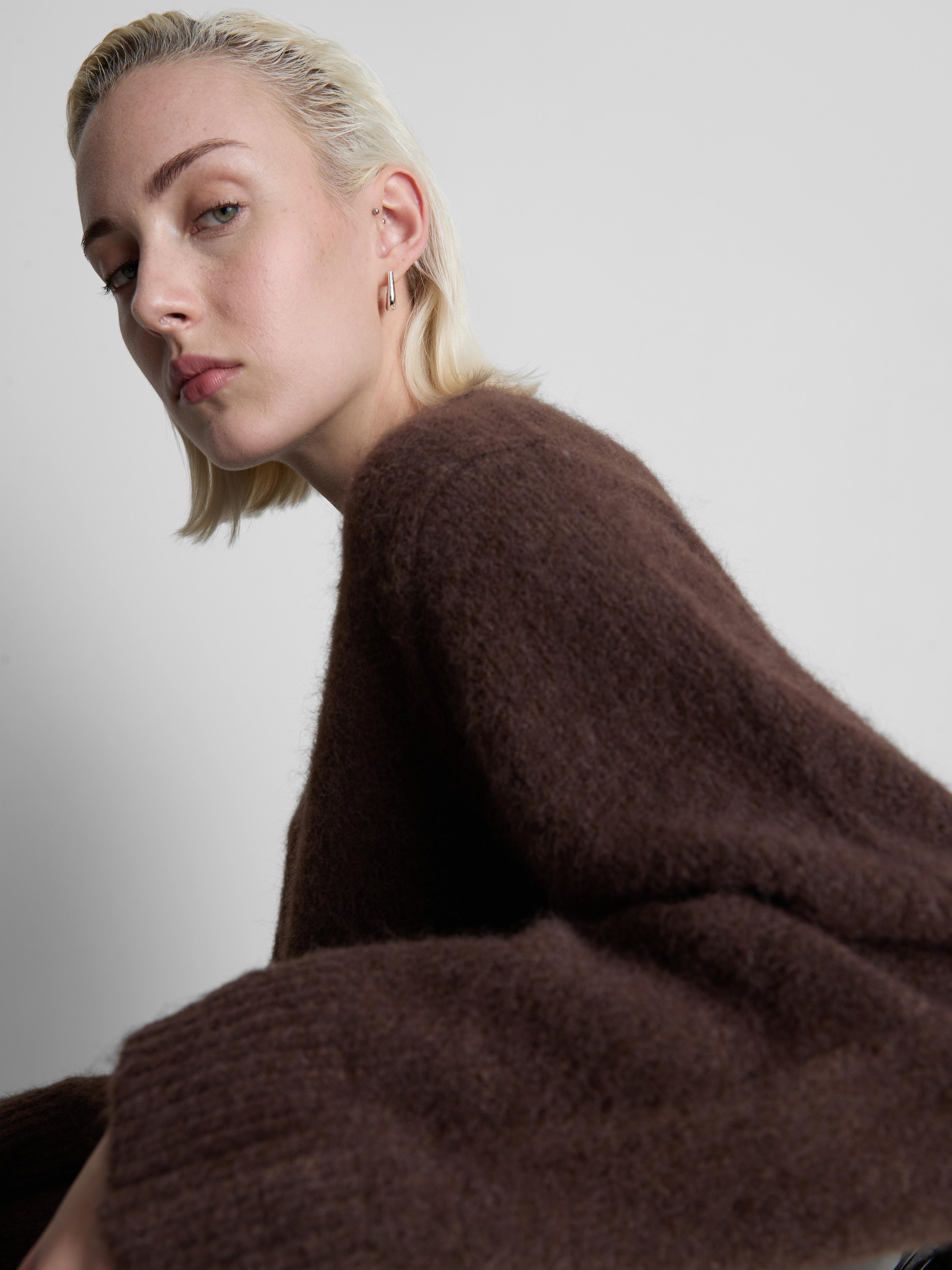 Women's Chocolate MAJOR FIND | Soft Touch Top