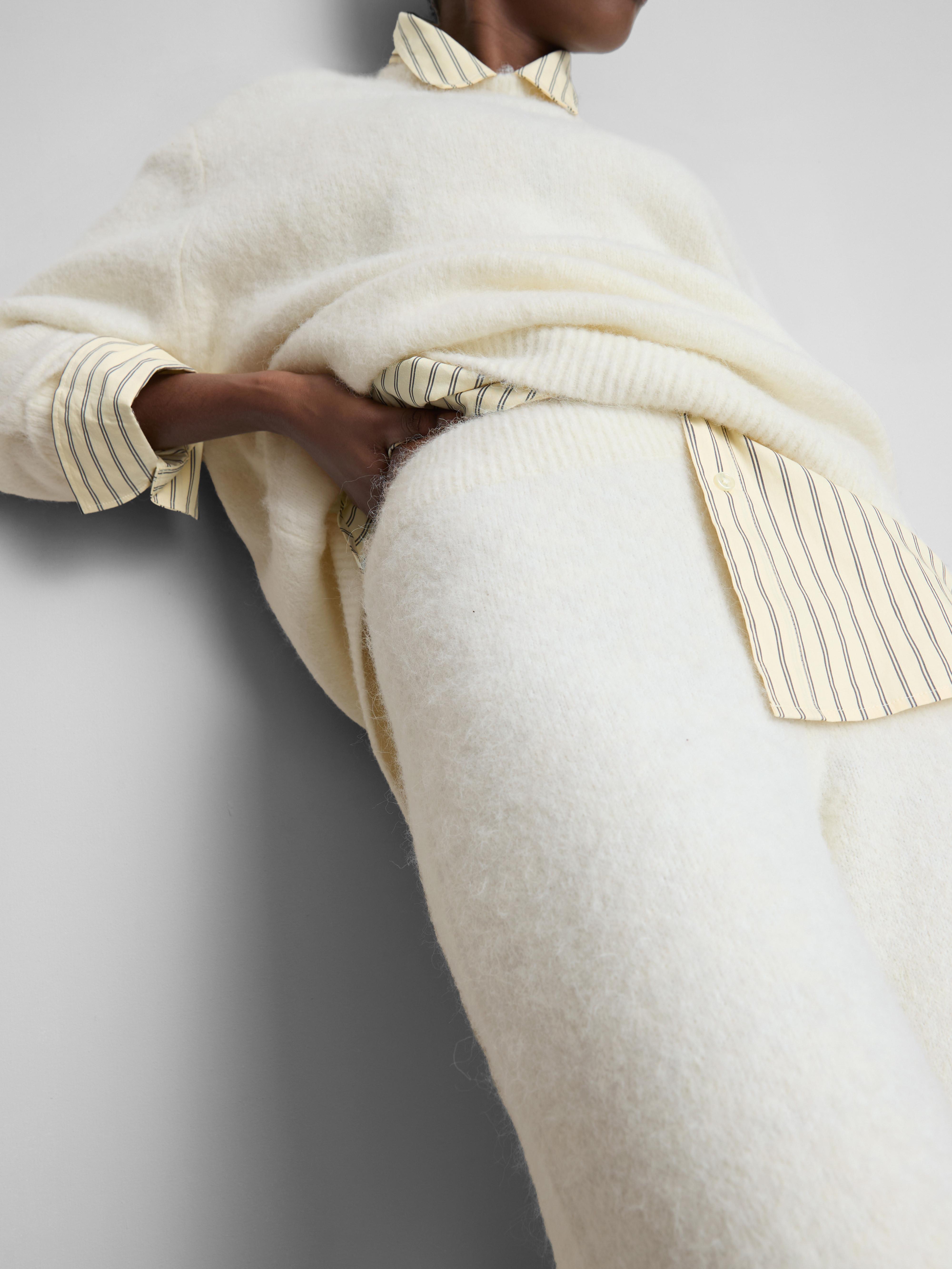 Pantaloni a gamba dritta comodi