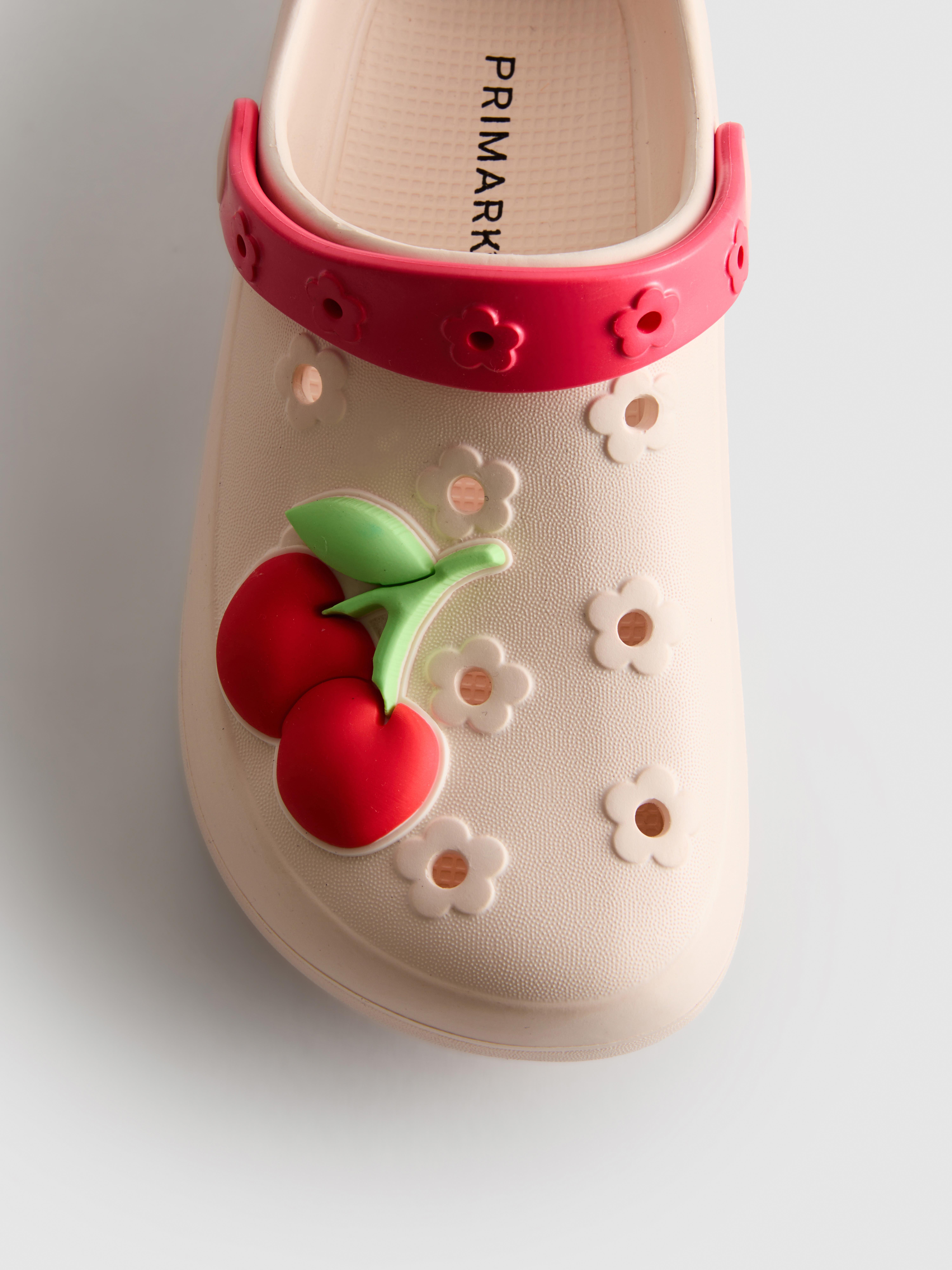 Klompen met fruitbadge
