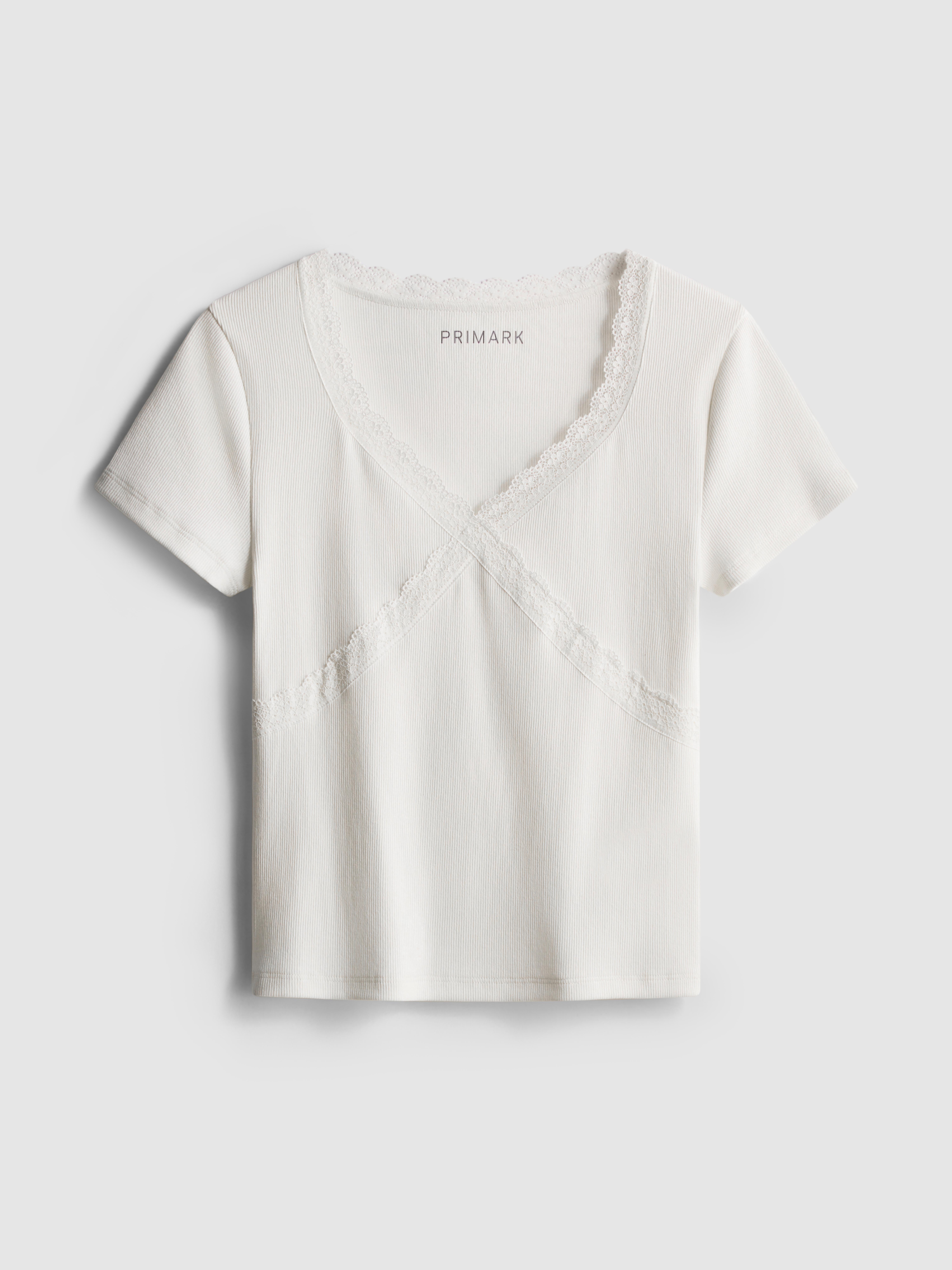 T-Shirt mit Spitzenbesatz und hohem Baumwollanteil