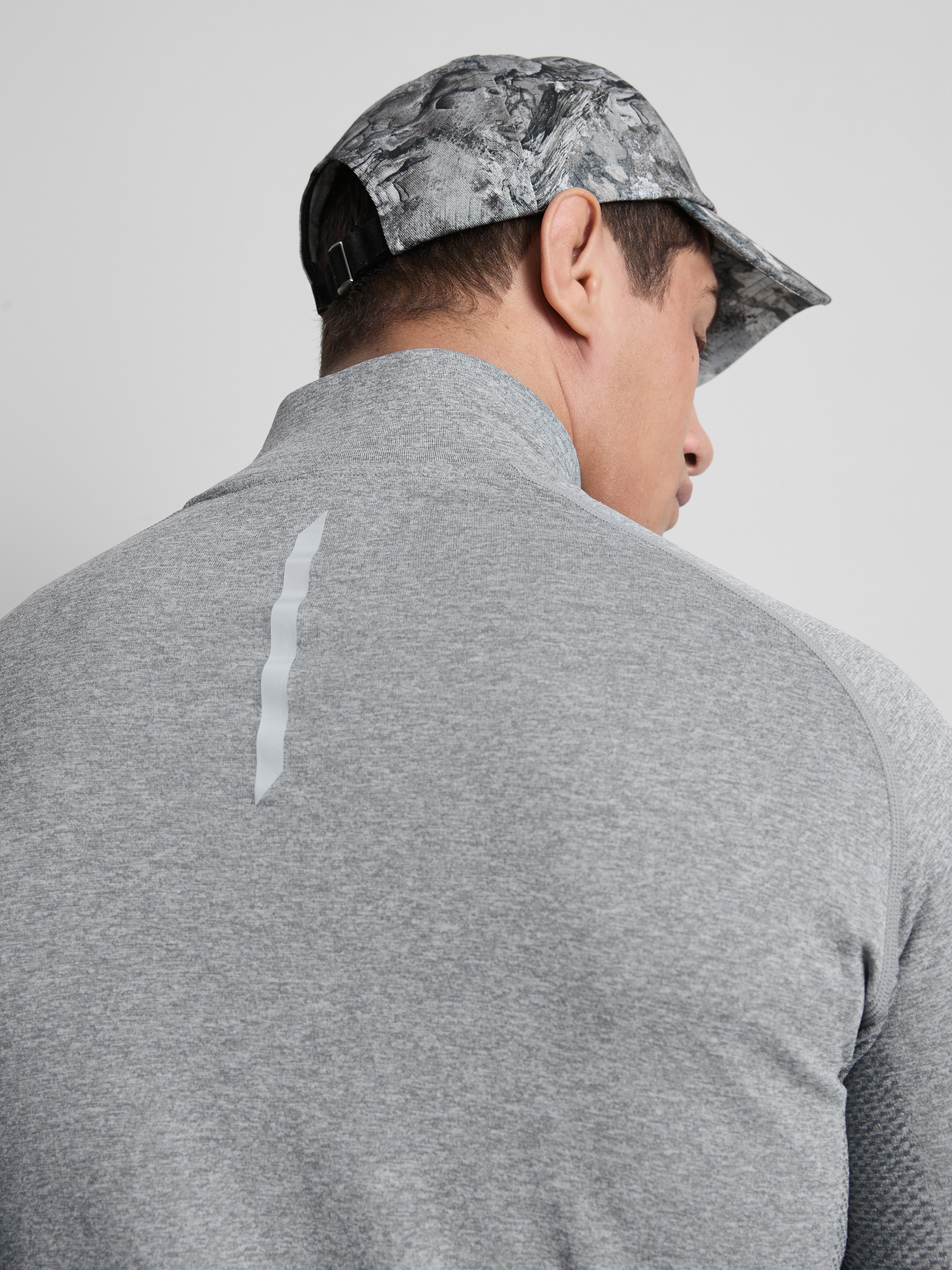 Men's Light Gray Performance Quarter Zip Top