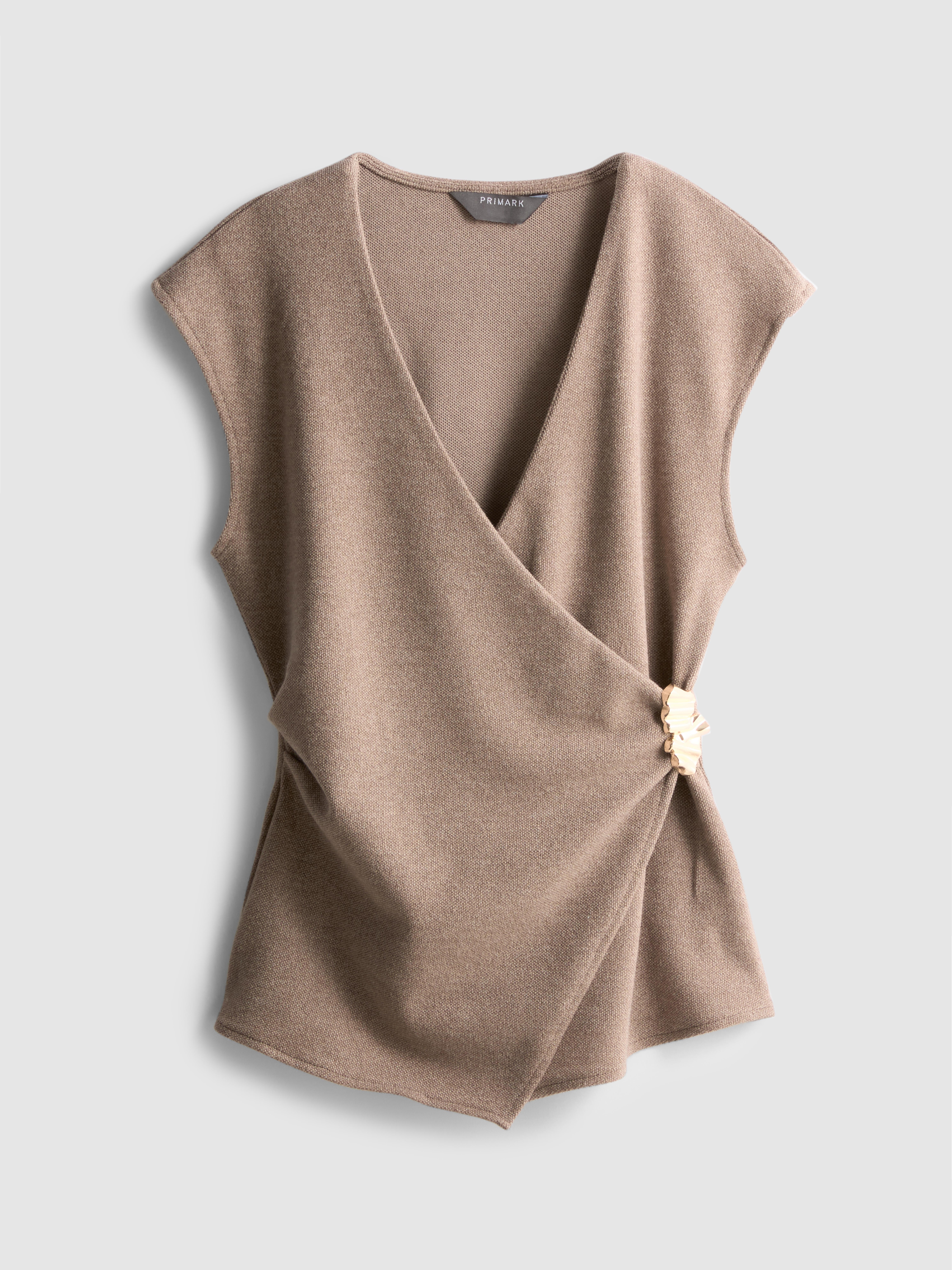Fitted V-Neck Hardware Top