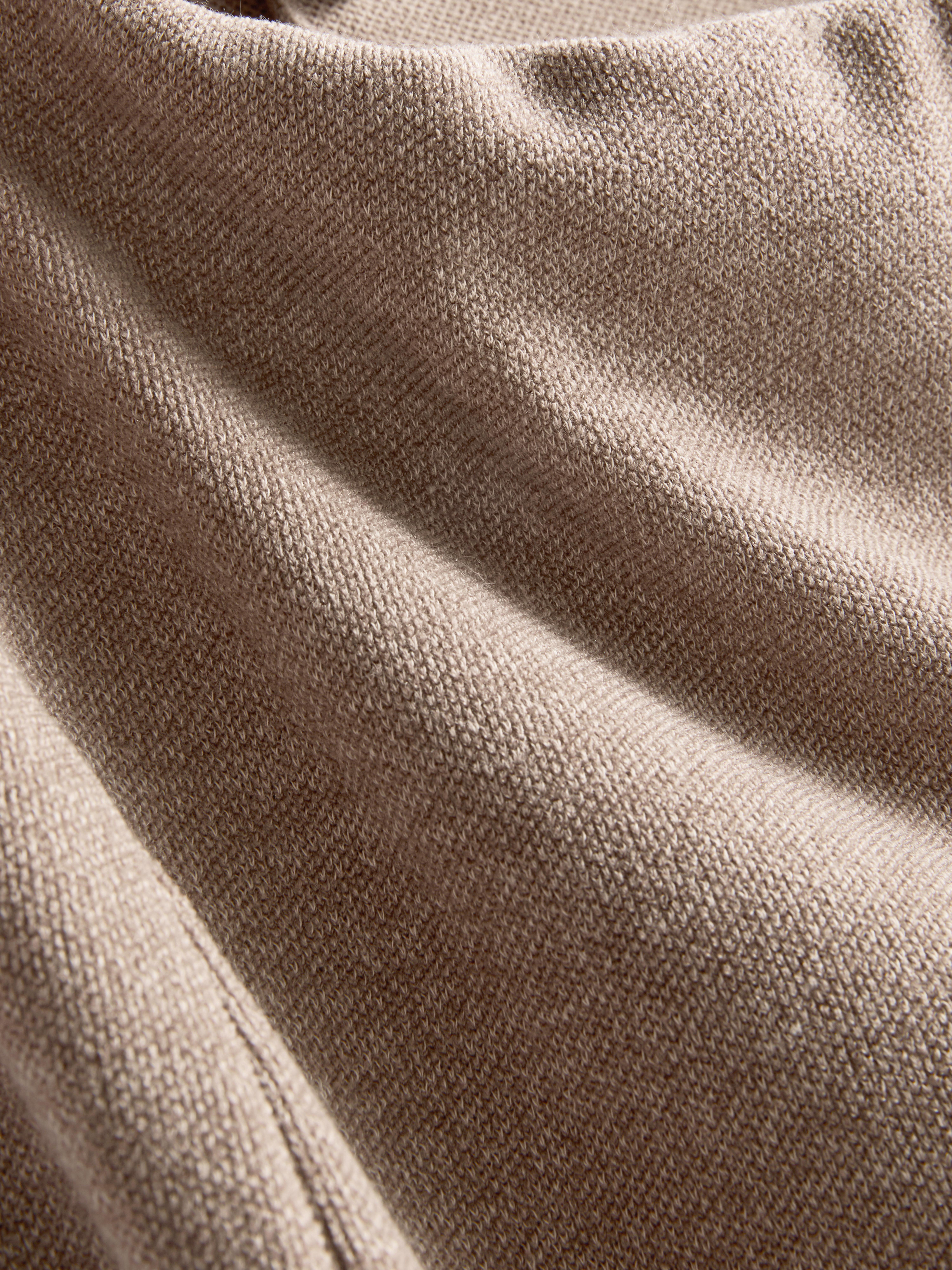 Mid-Rise Wide Leg Trousers