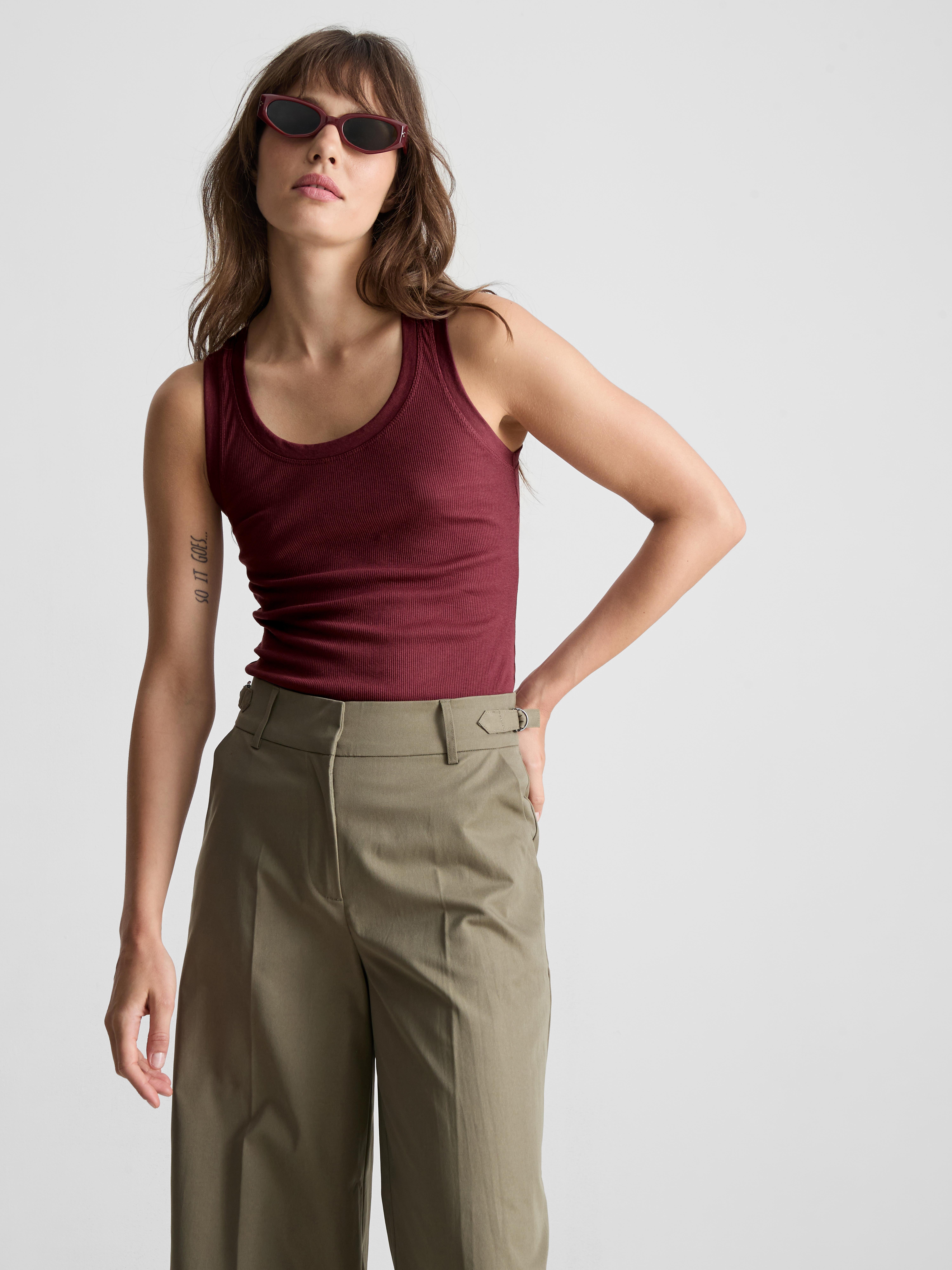 Ribbed Scoop Neck Tank Top