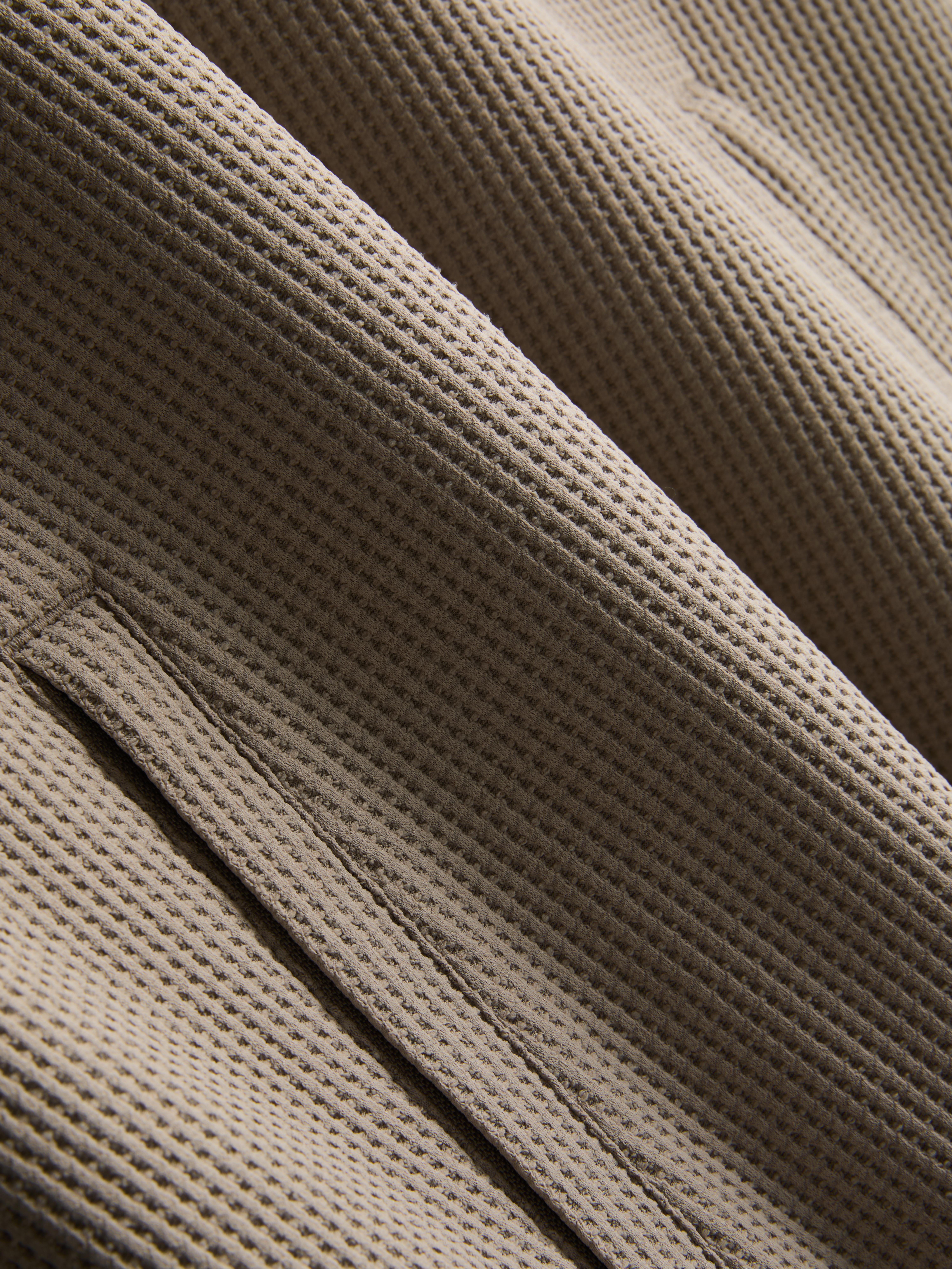 Men's Stone Waffle-Texture Quarter-Zip Jacket