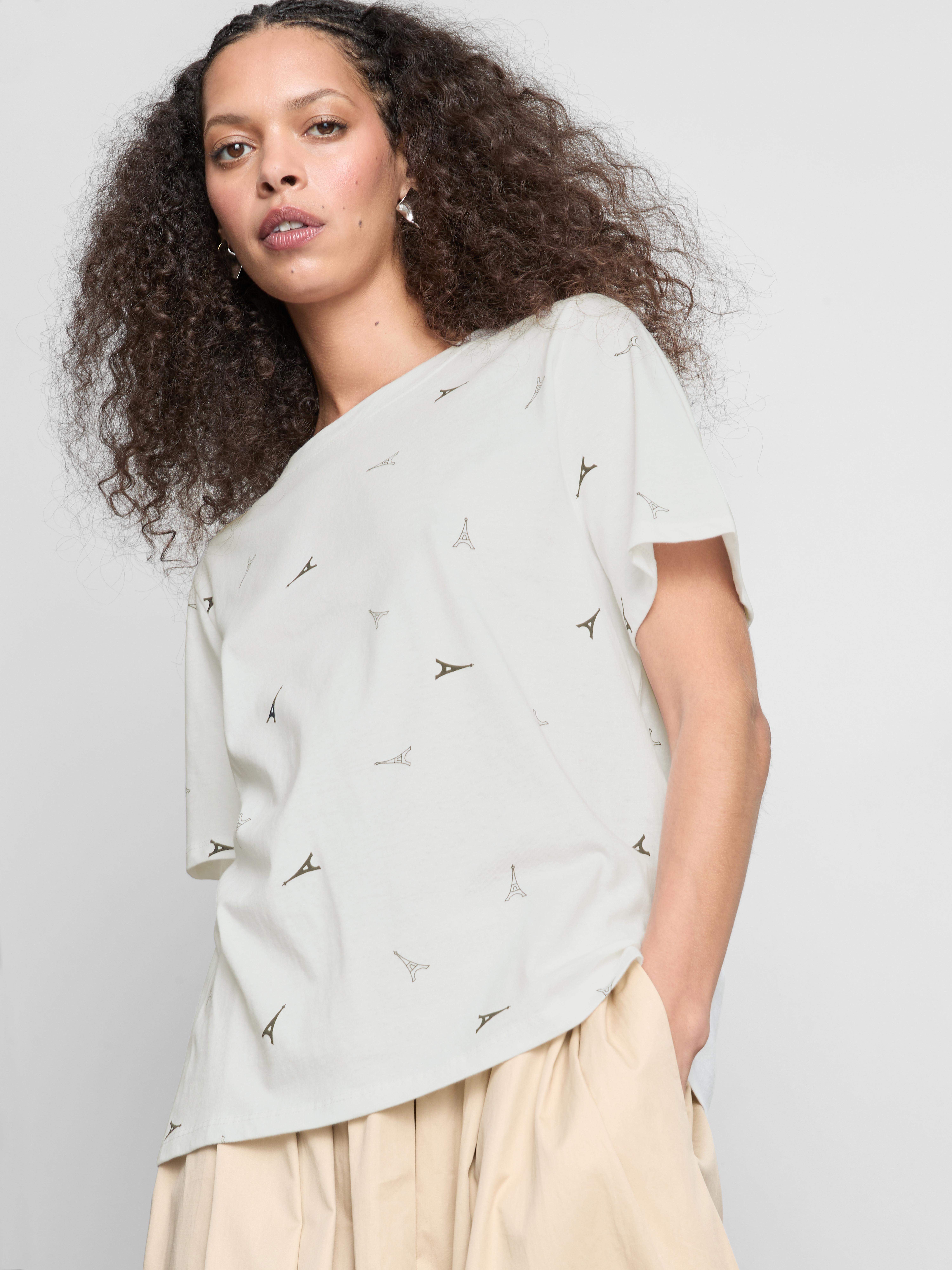 Pure Cotton  Cropped Graphic T-Shirt