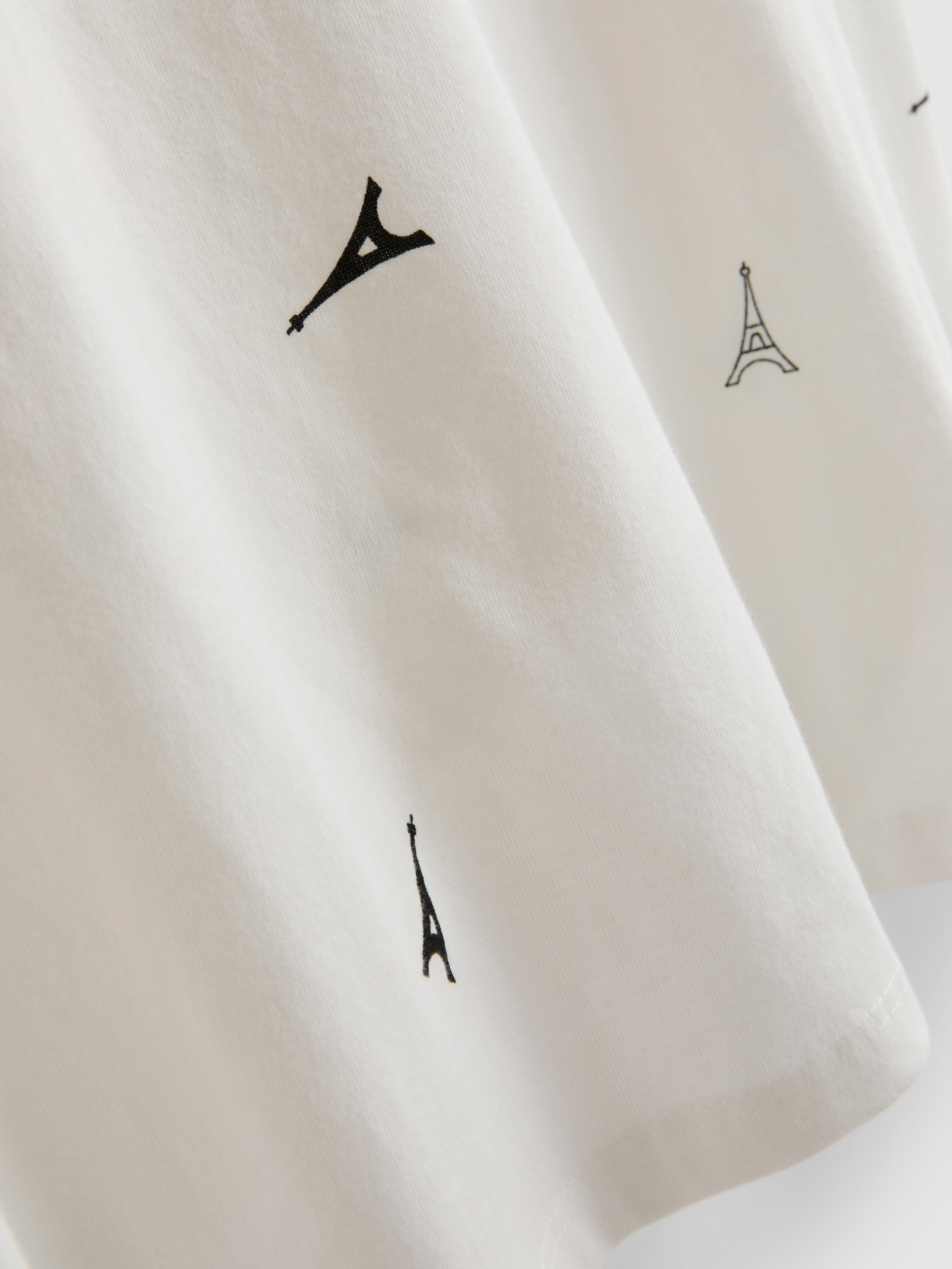 Pure Cotton  Cropped Graphic T-Shirt