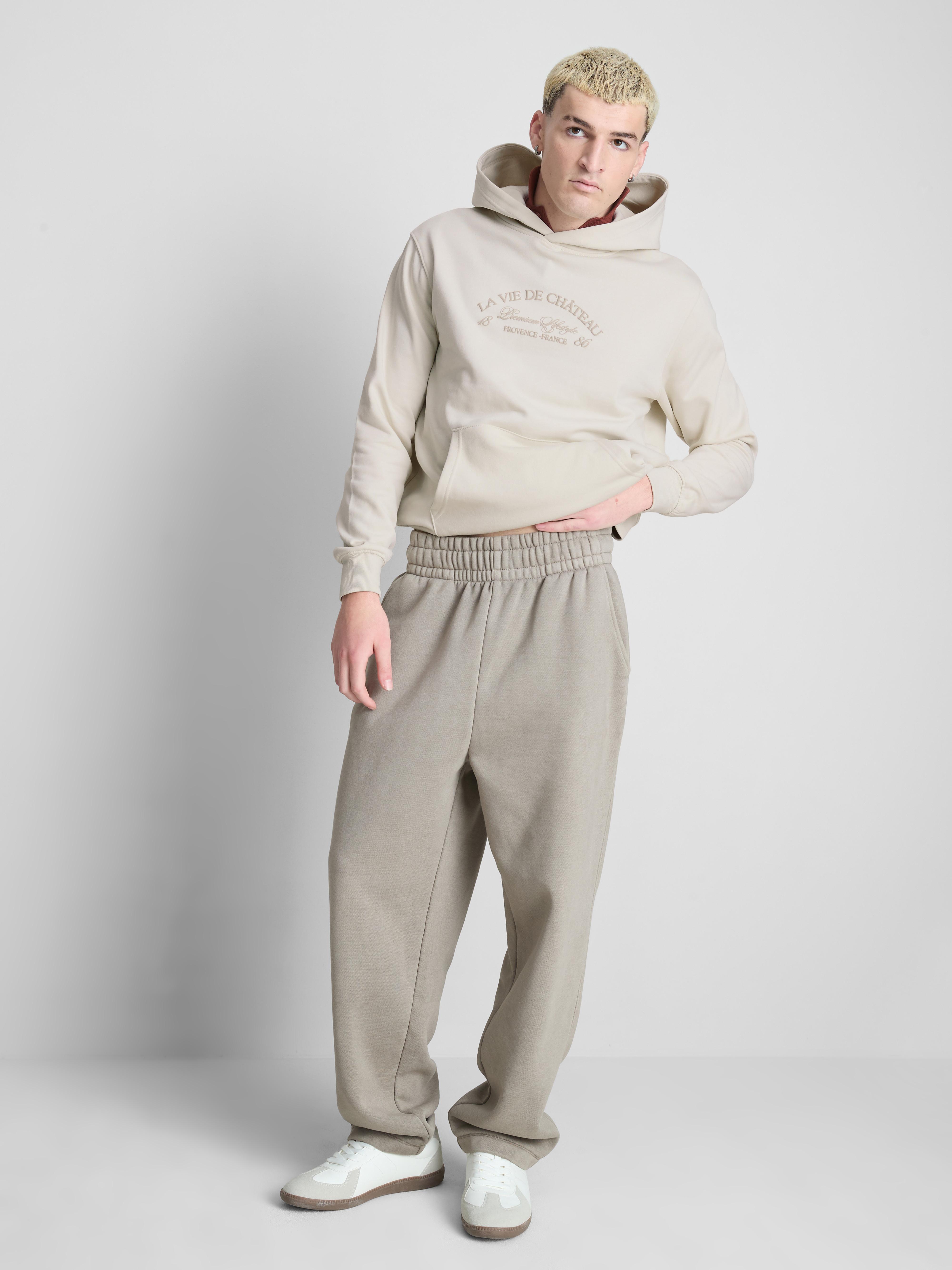 Chateau Graphic Hoodie