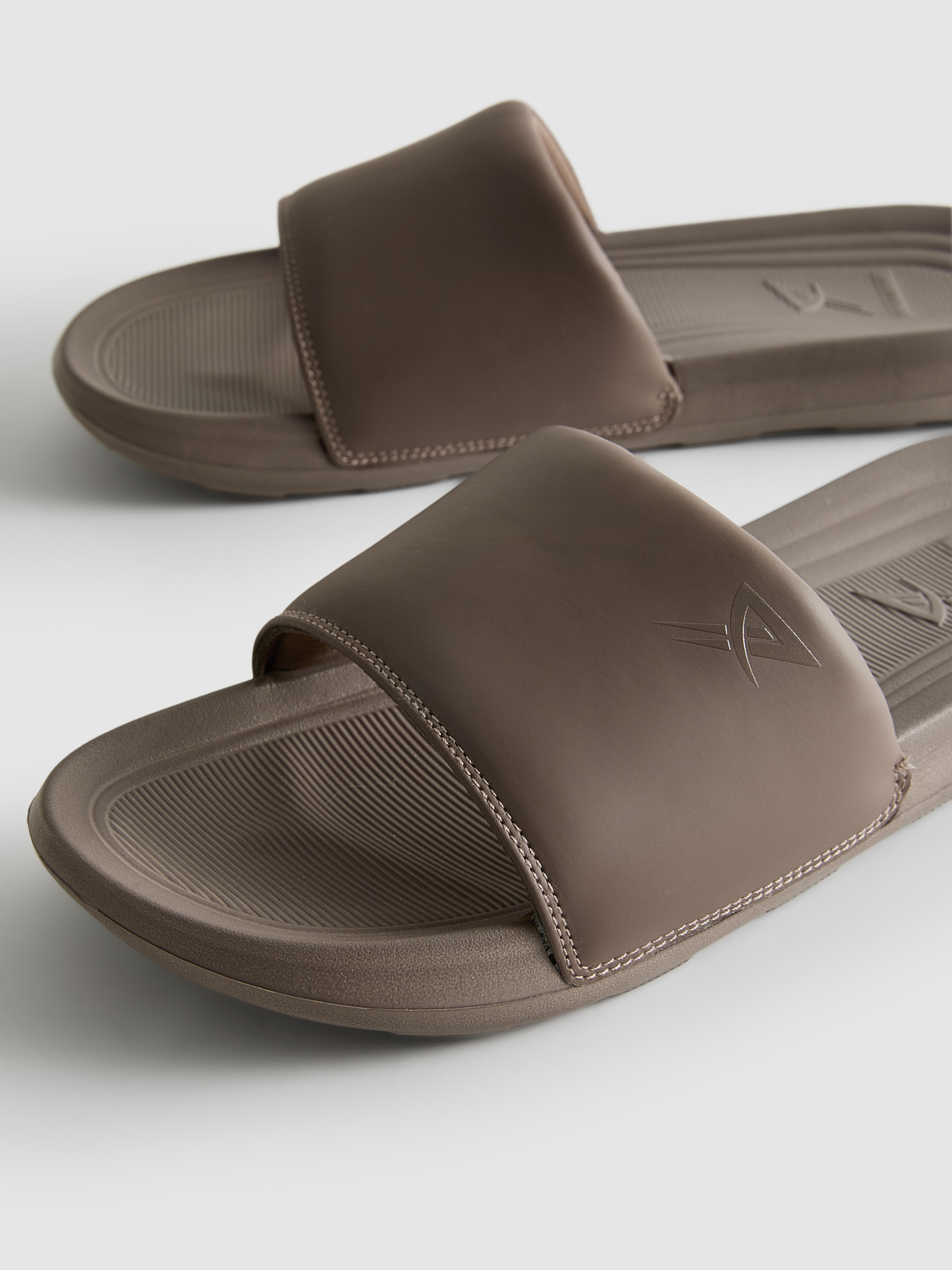 Active Leisure Sliders