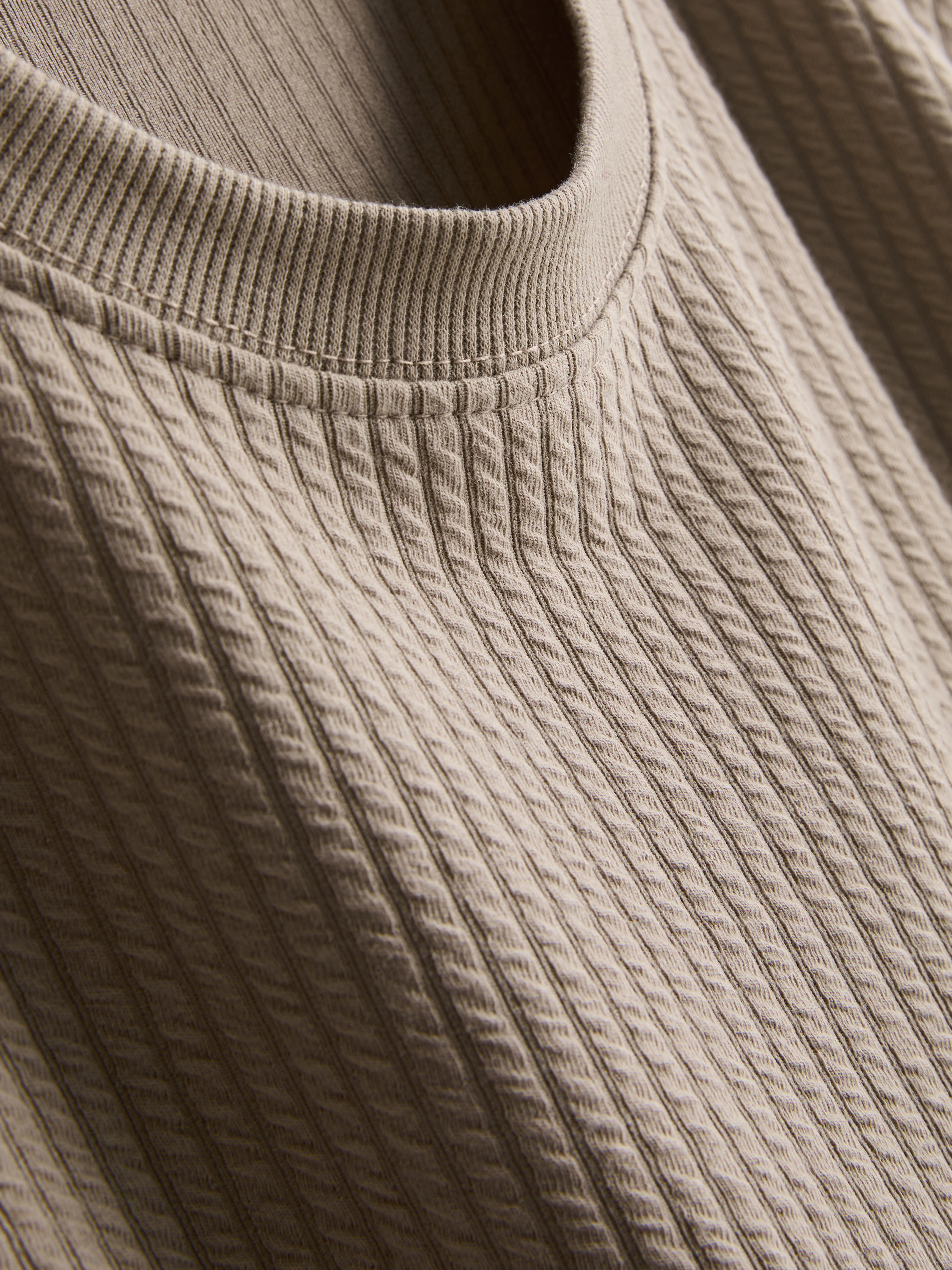 Men's Tan Textured Short-Sleeve Pajama Top