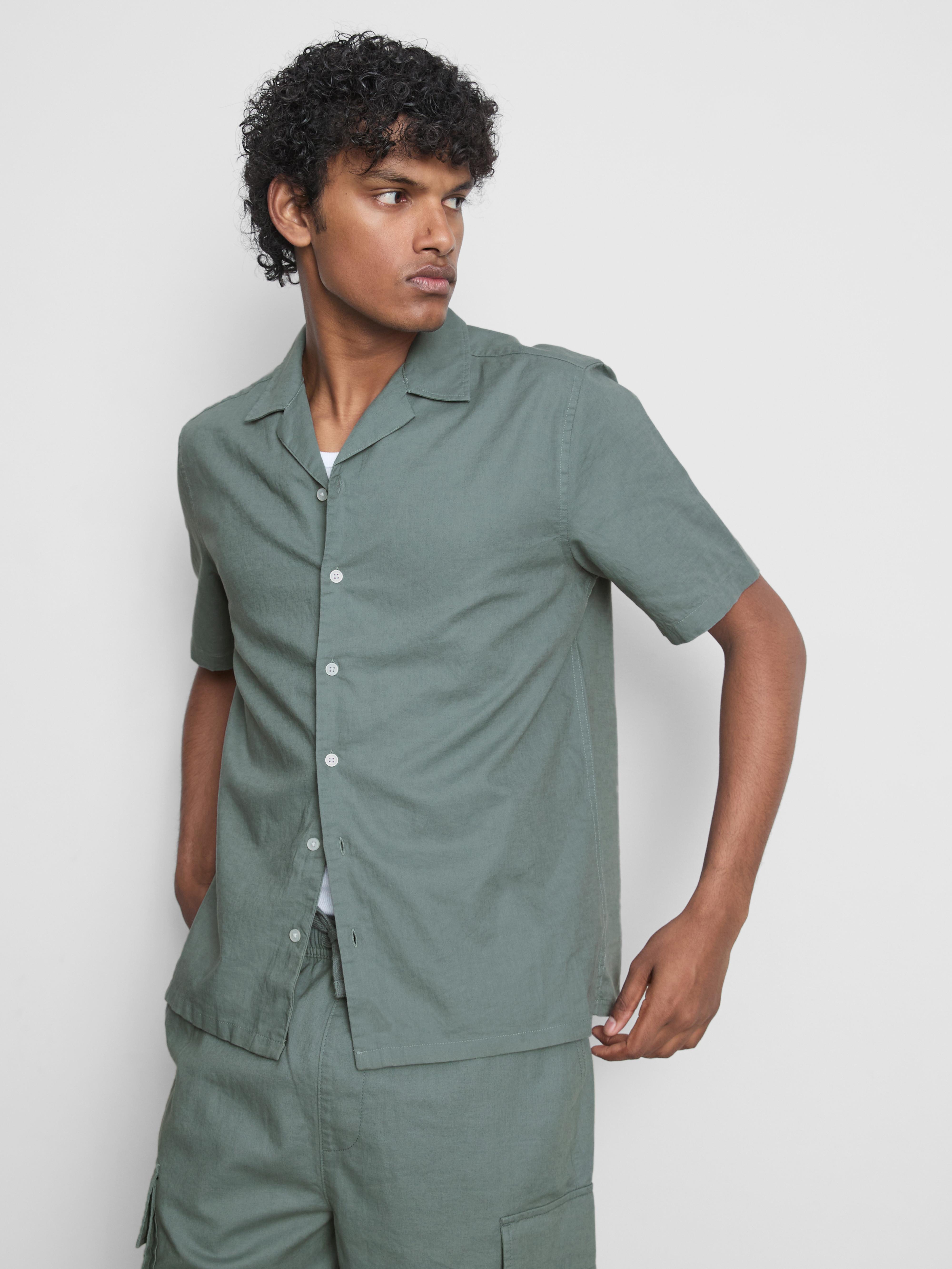 Chemise en lin mélangé à manches courtes