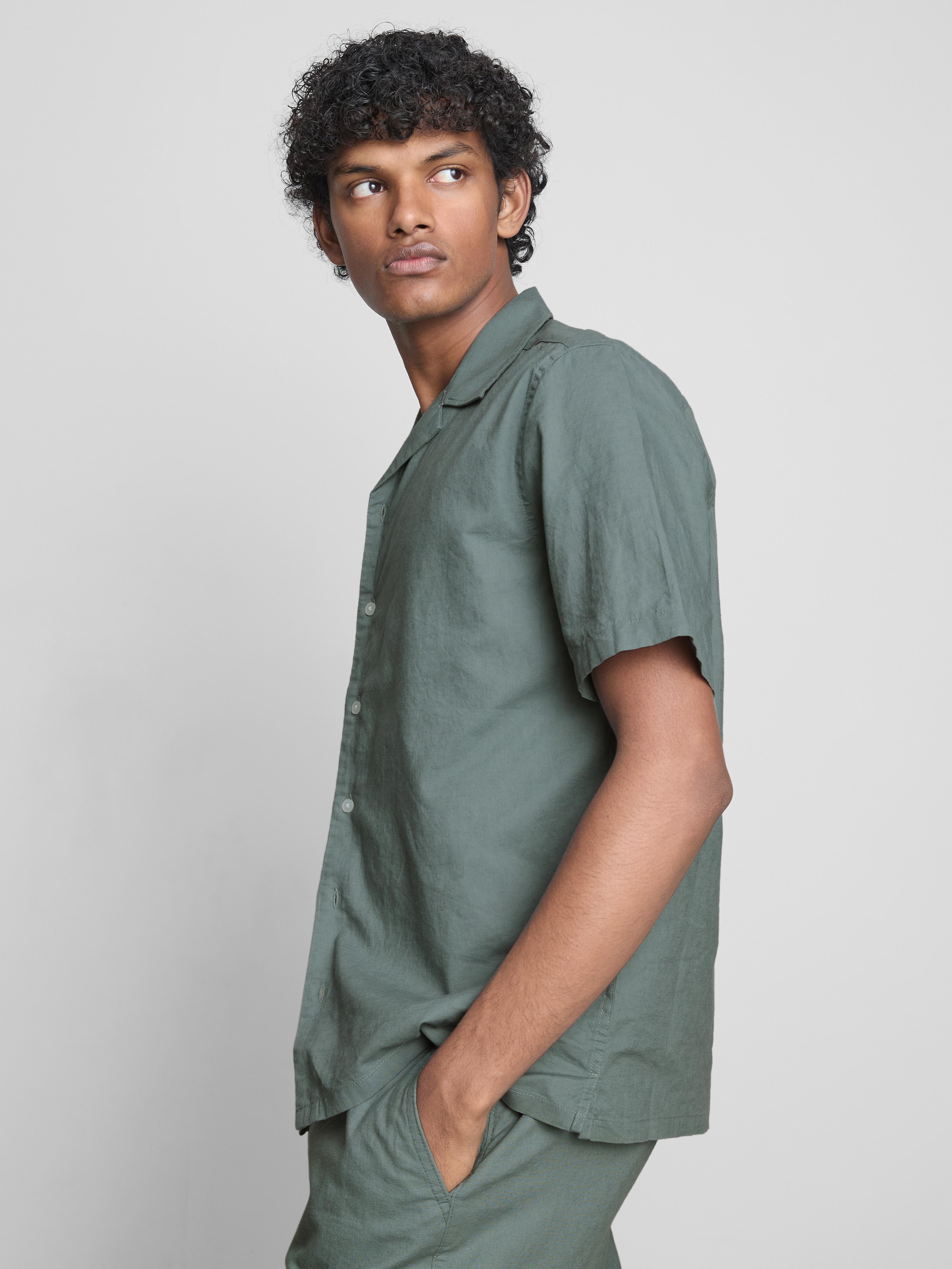 Chemise en lin mélangé à manches courtes