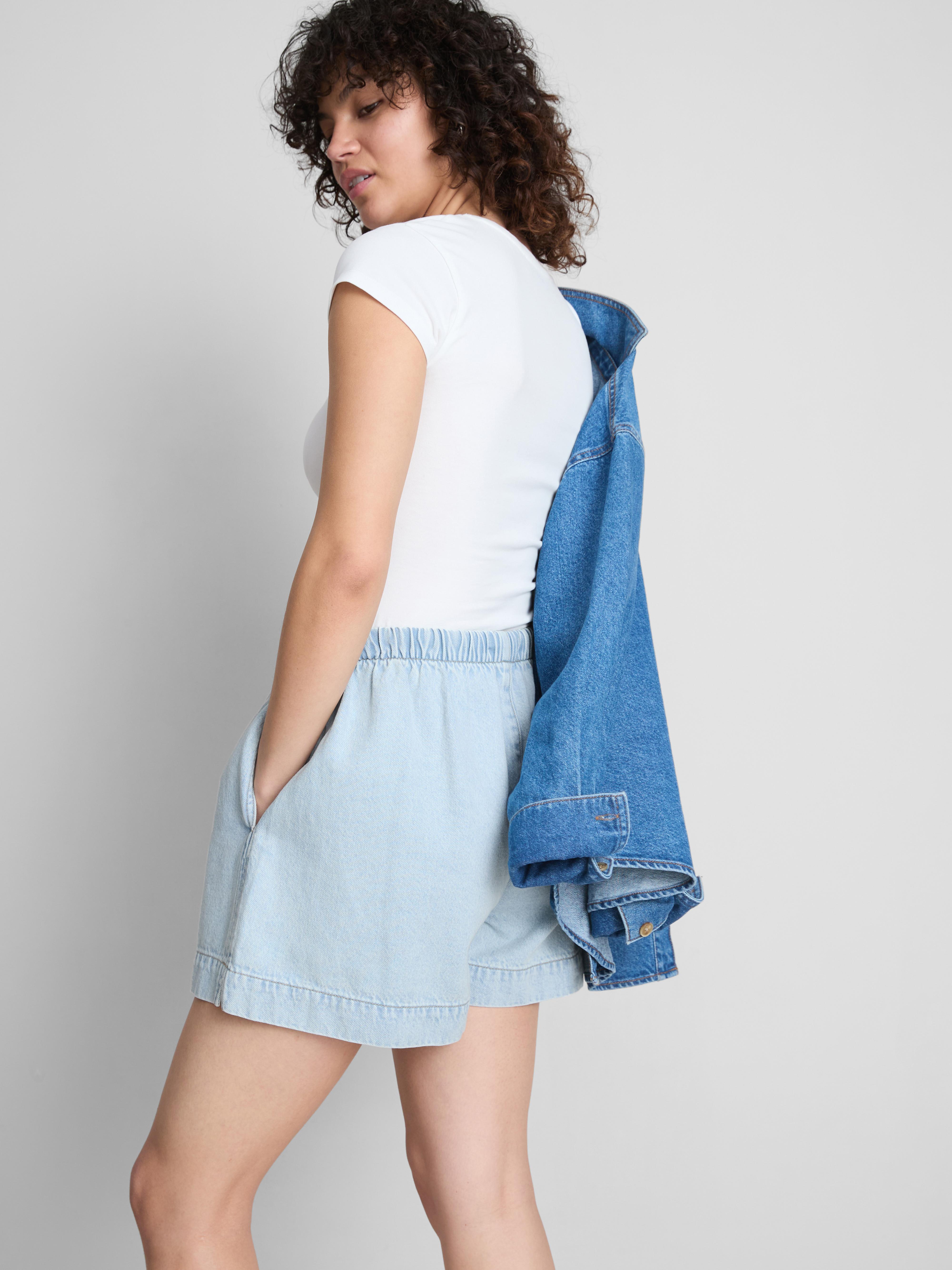 Short style jogging en denim de coton