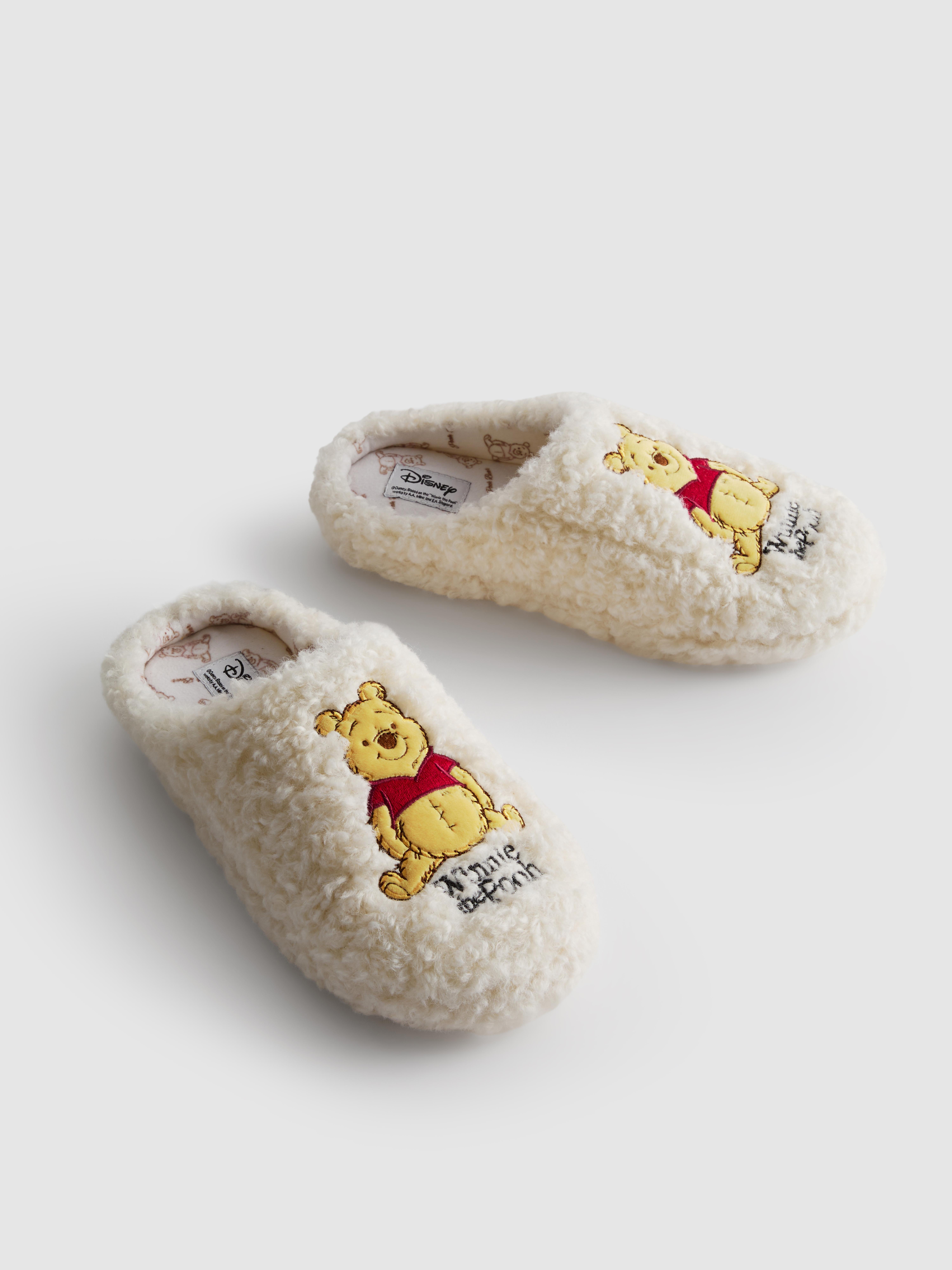 Women's Cream Disney’s Winnie the Pooh Plush Mule Slippers