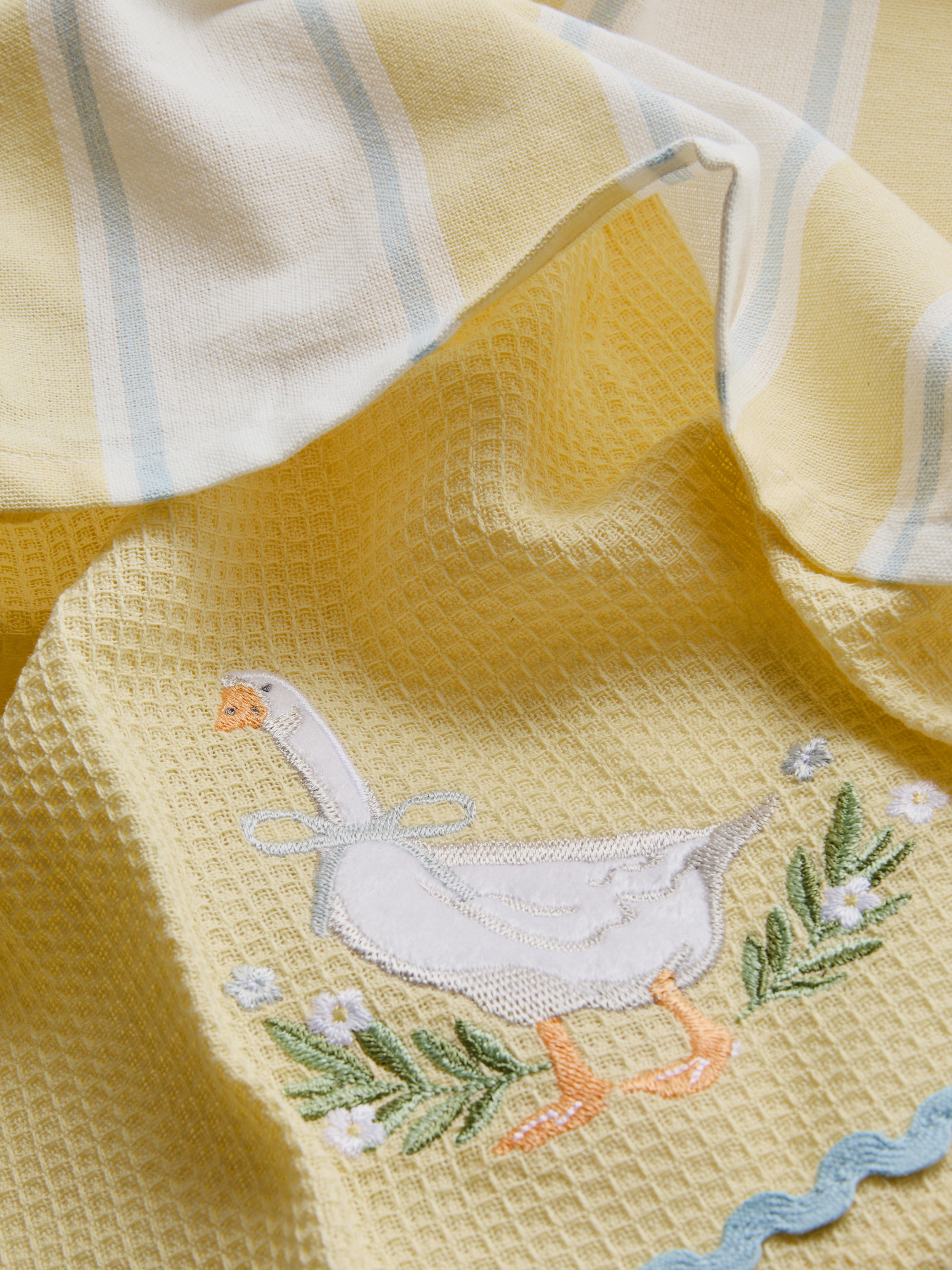 Waffle Texture Easter Goose Tea Towel