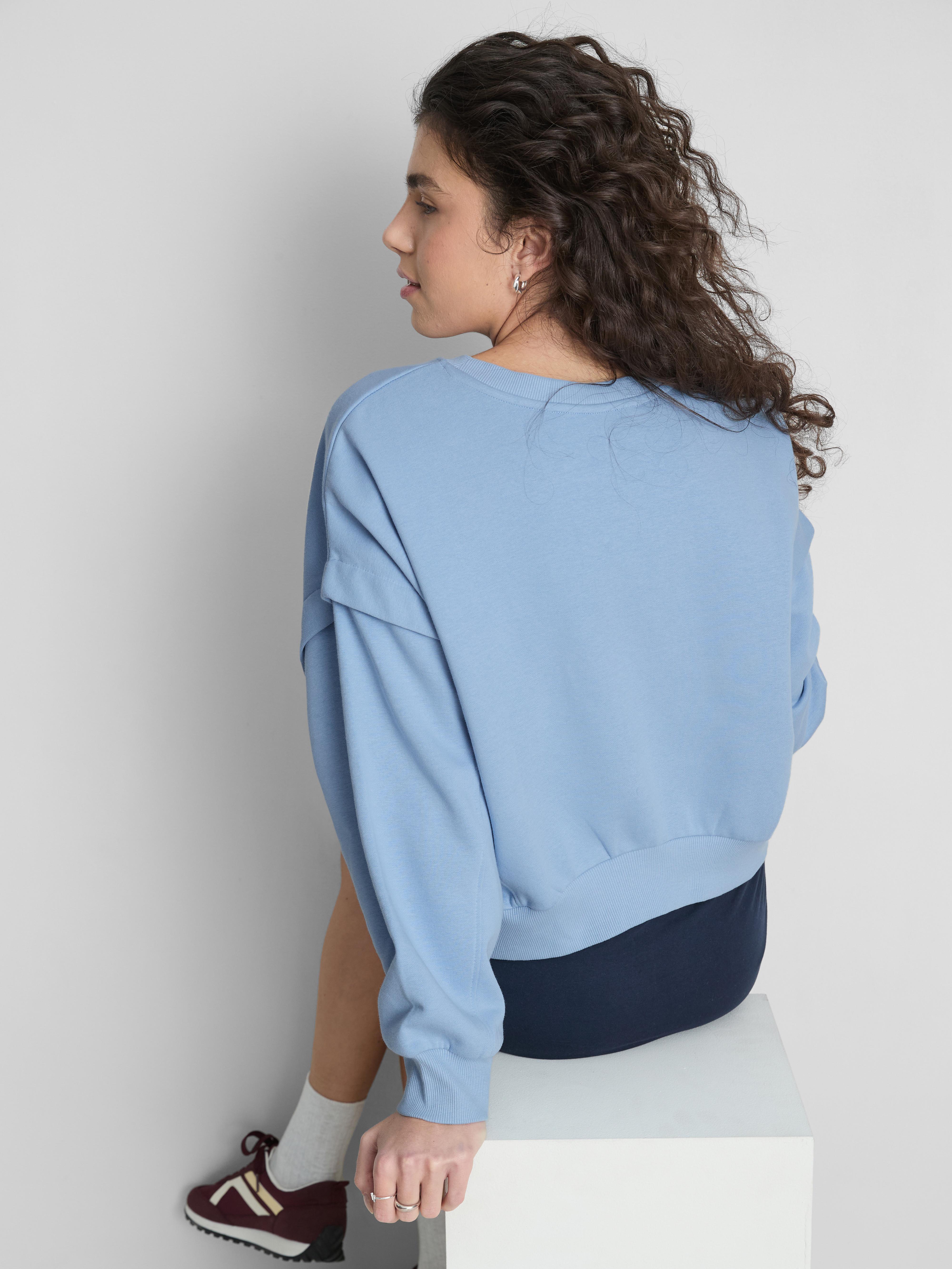 Women's Blue The Primark Scene | Slouchy Cropped Embroidered Sweatshirt