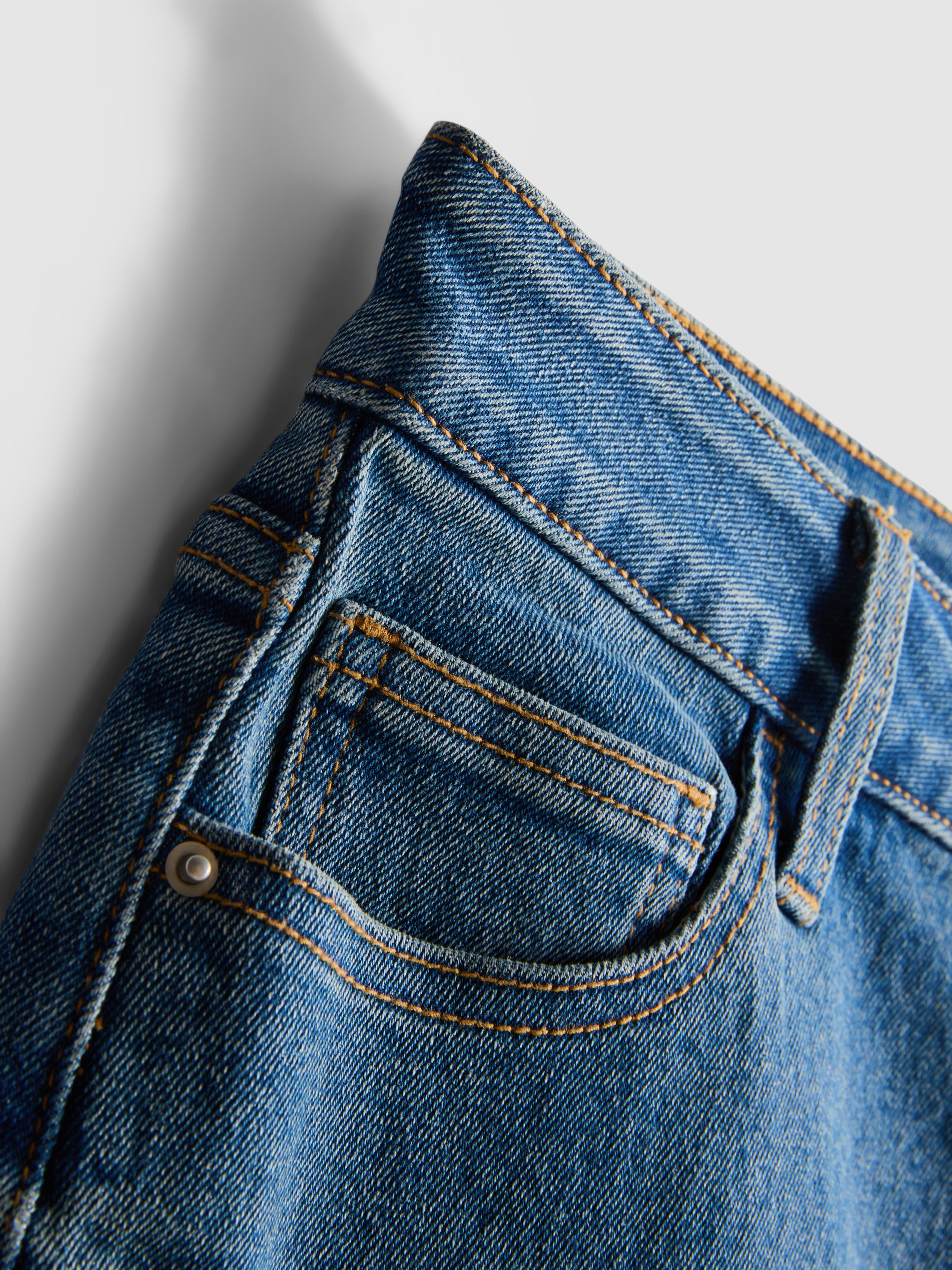 Short en jean à taille mi-haute et revers