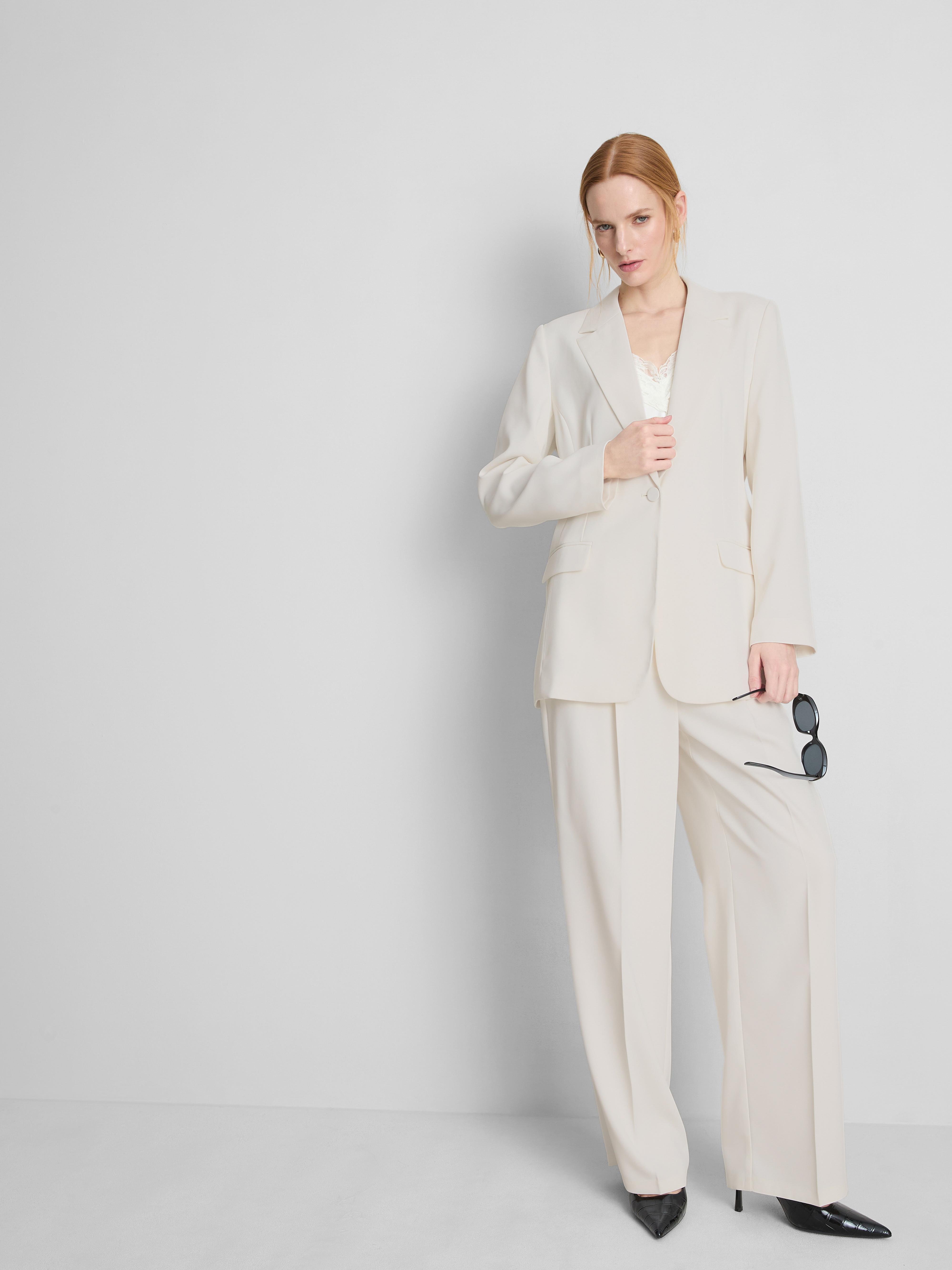 Americana Lila con botonadura simple