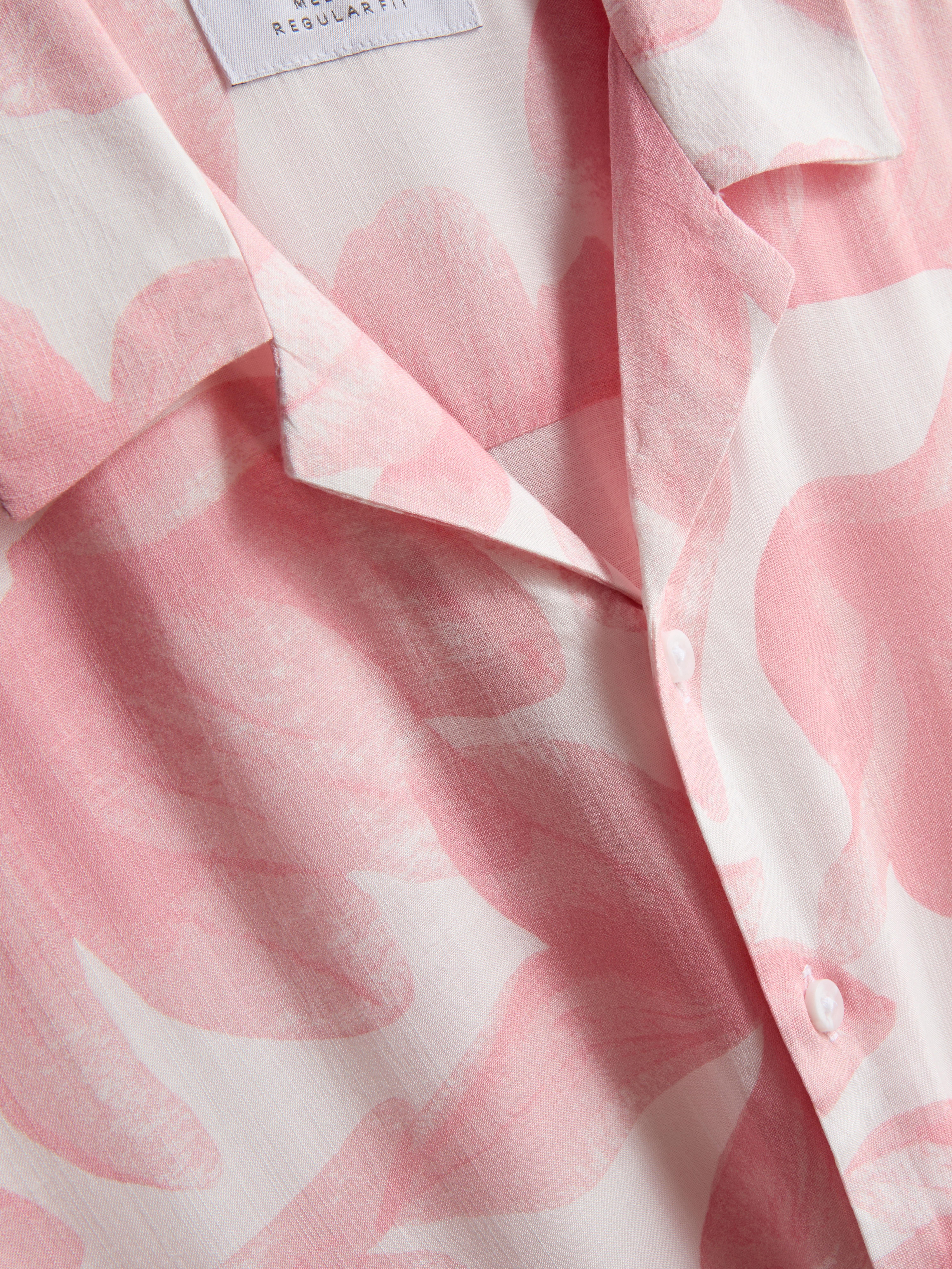 Košile s krátkým rukávem a akvarelovým květinovým motivem