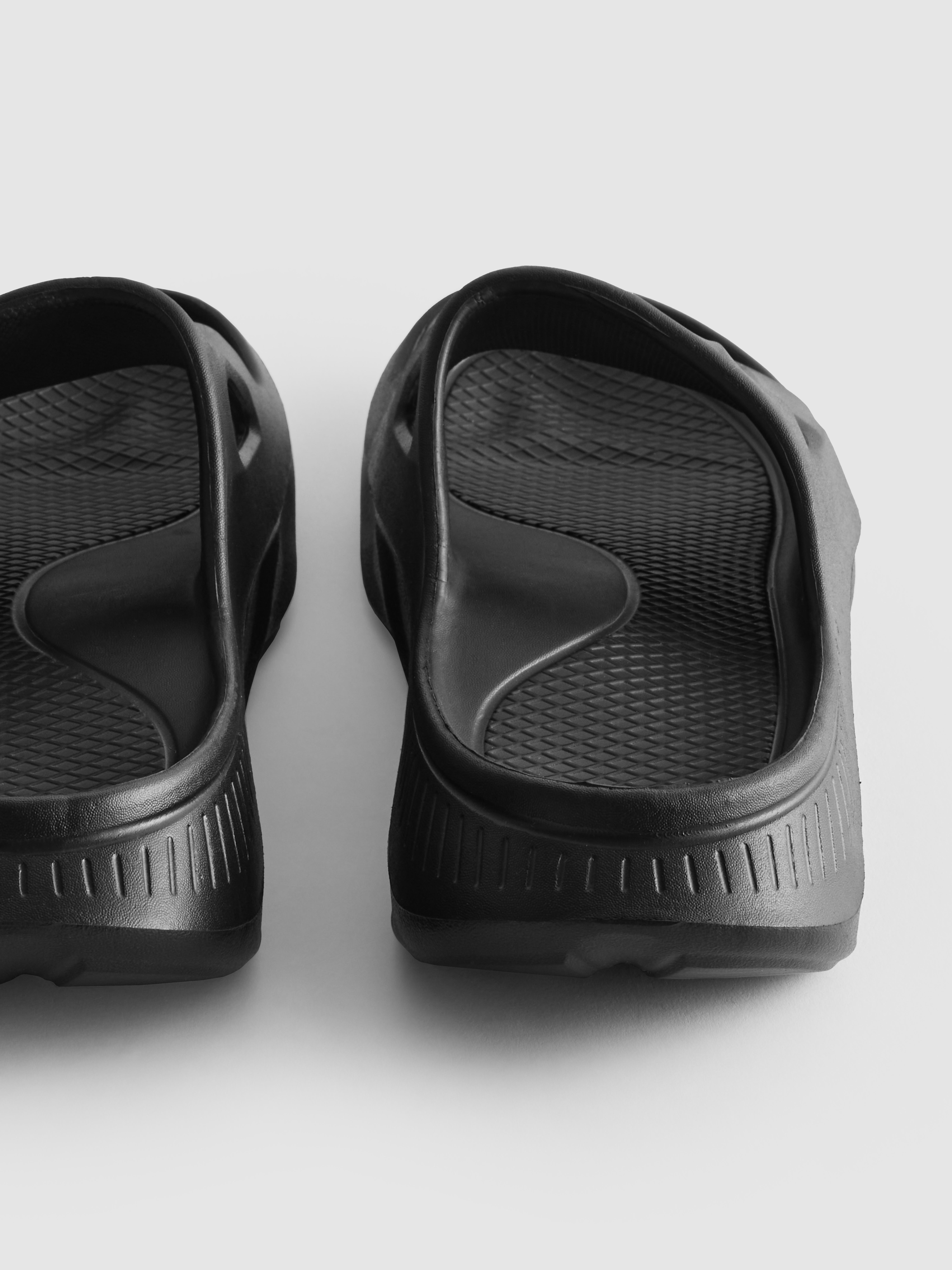 Claquettes de sport en mousse