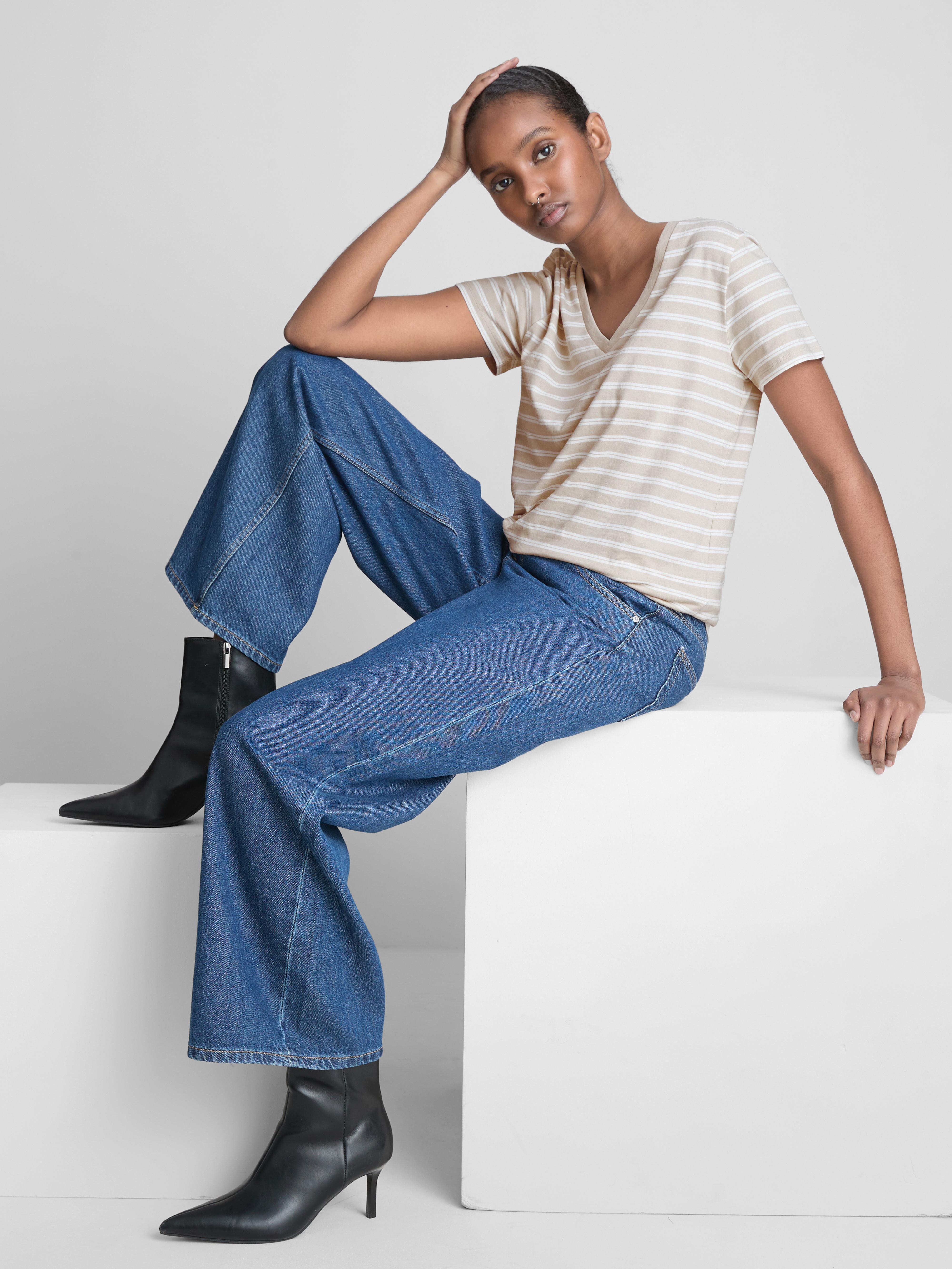 T-shirt decote V riscas algodão