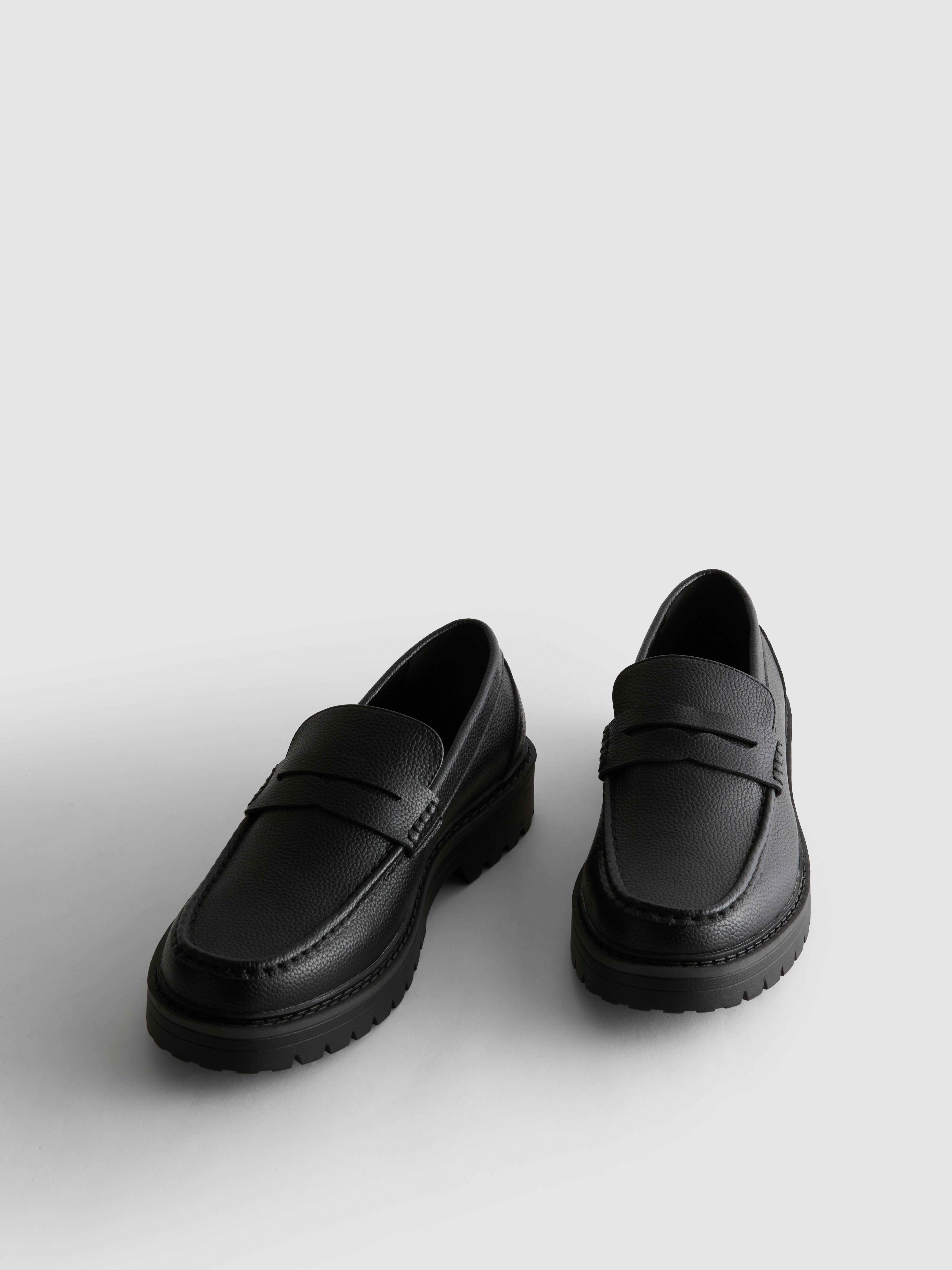 Men's Black Chunky-Sole Loafers
