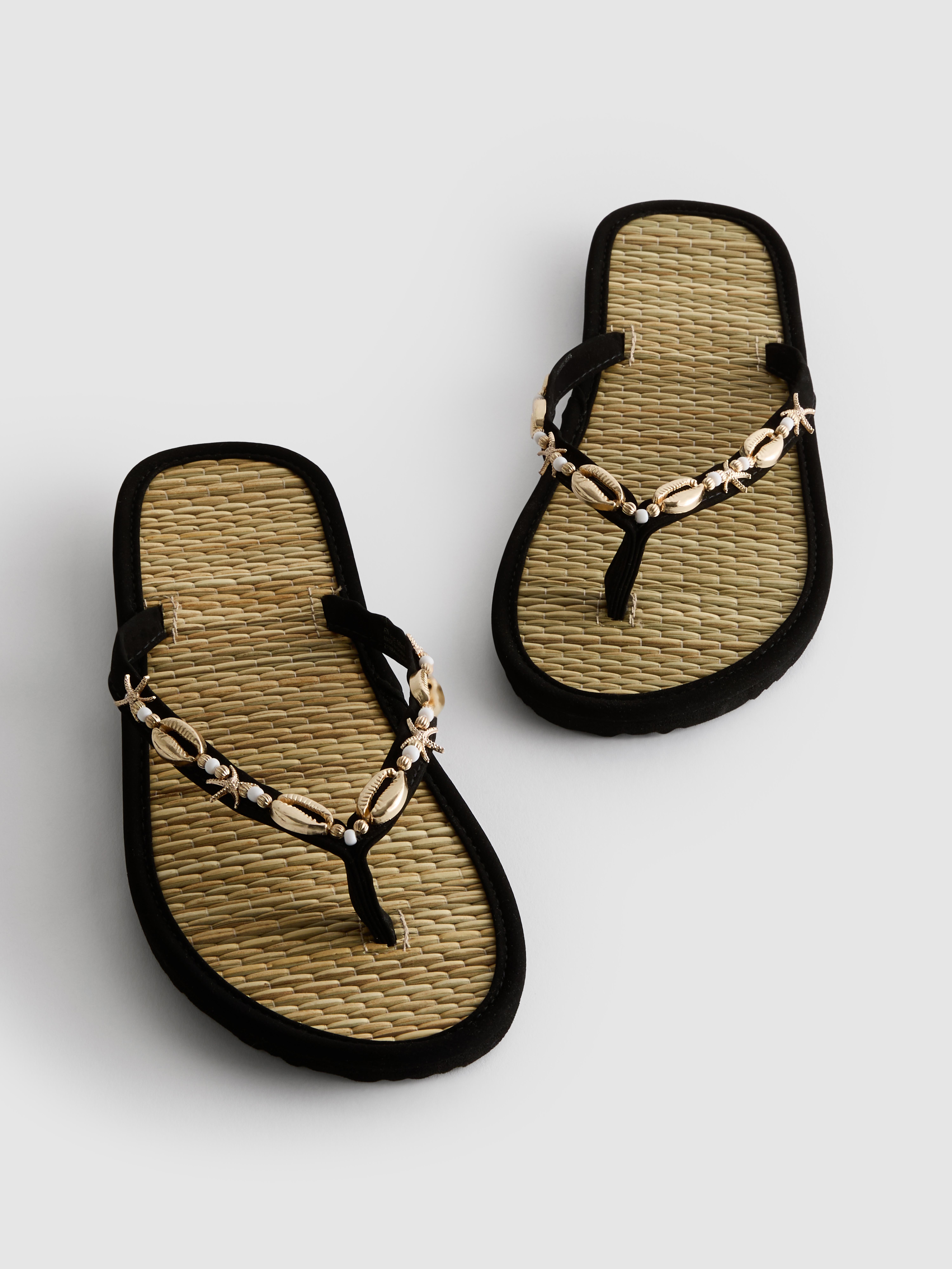 Seagrass Effect Flip Flops
