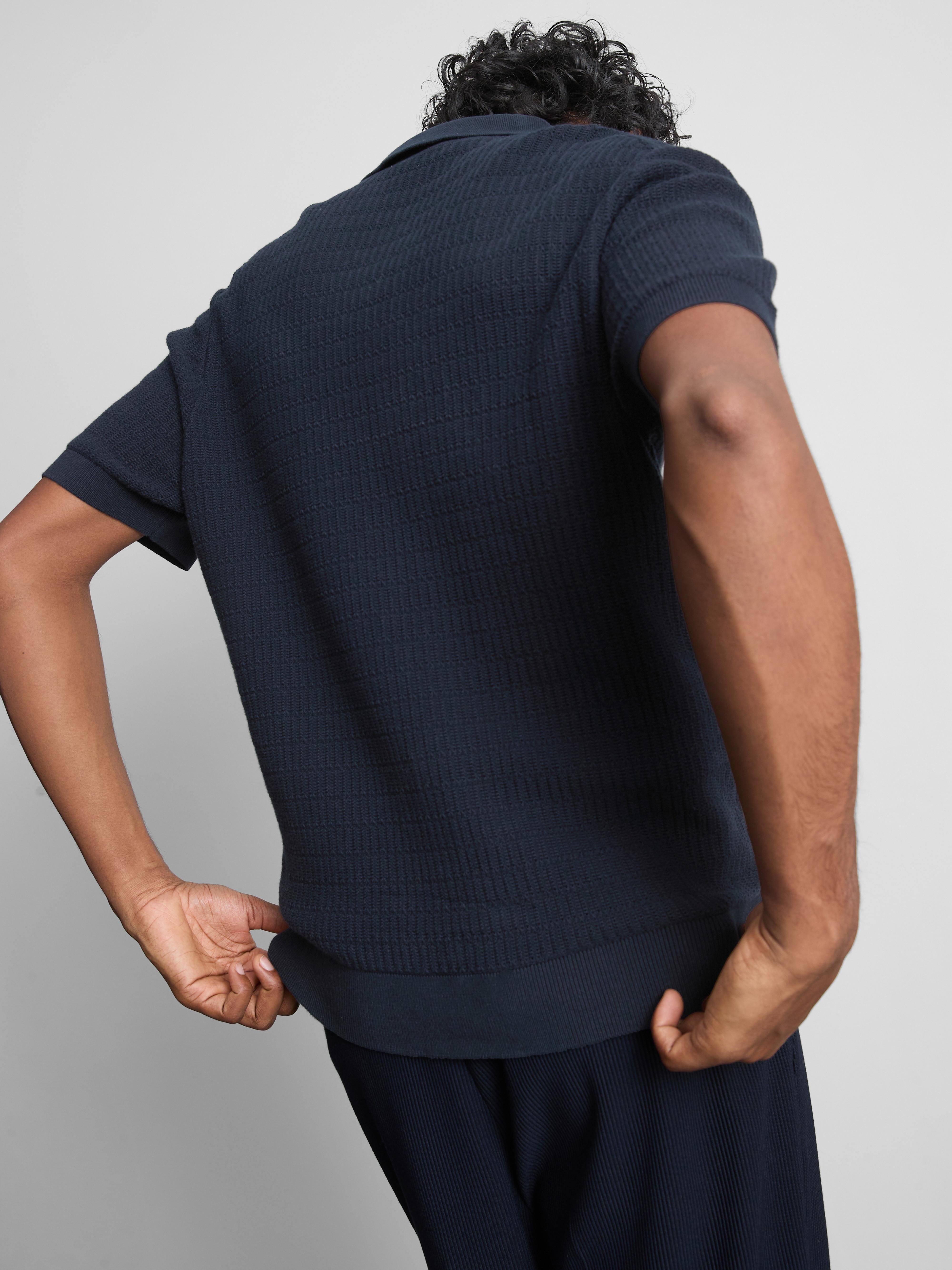 Tricou polo tricotat