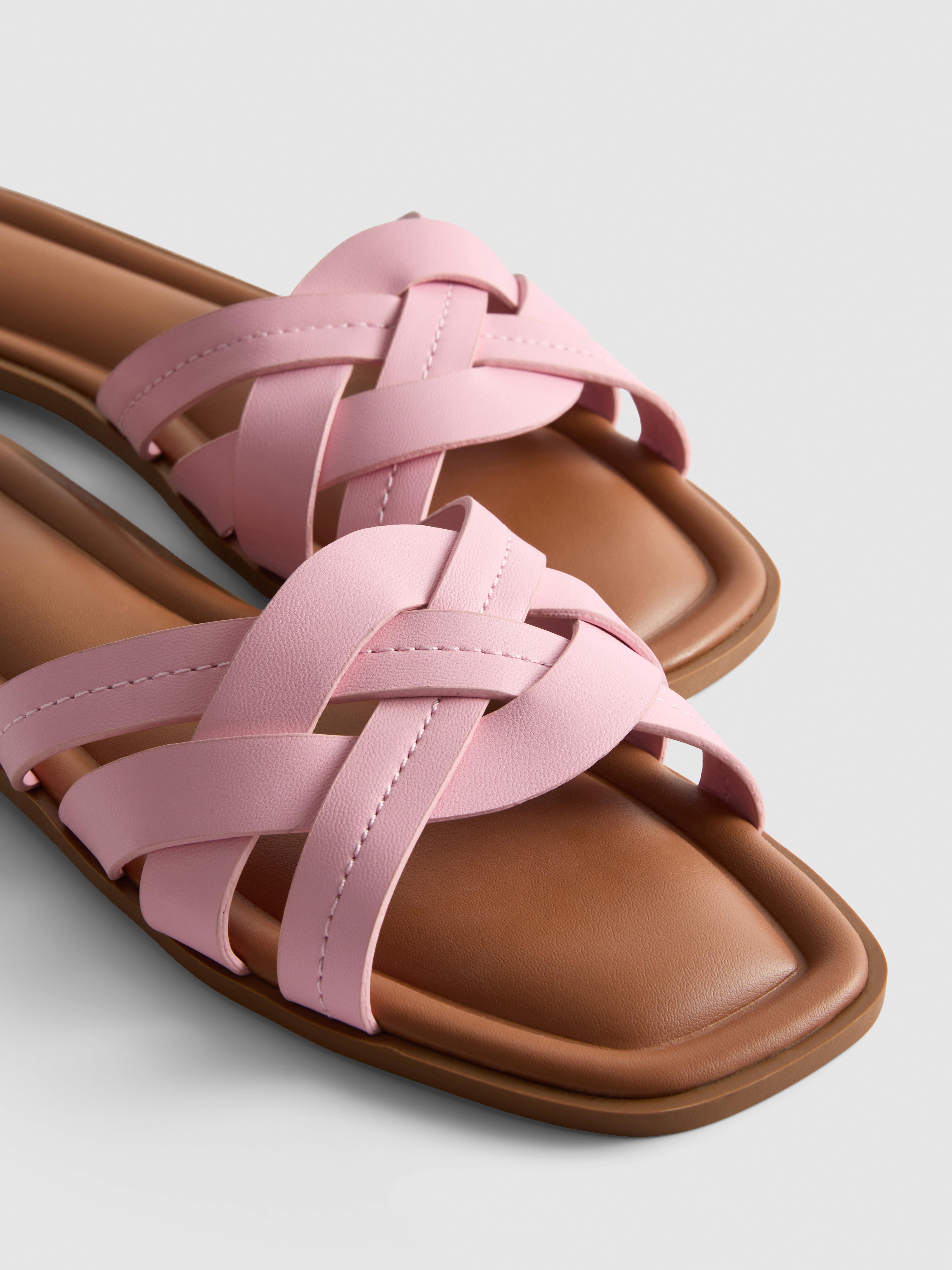 Sandalen van imitatieleer met geweven bandjes