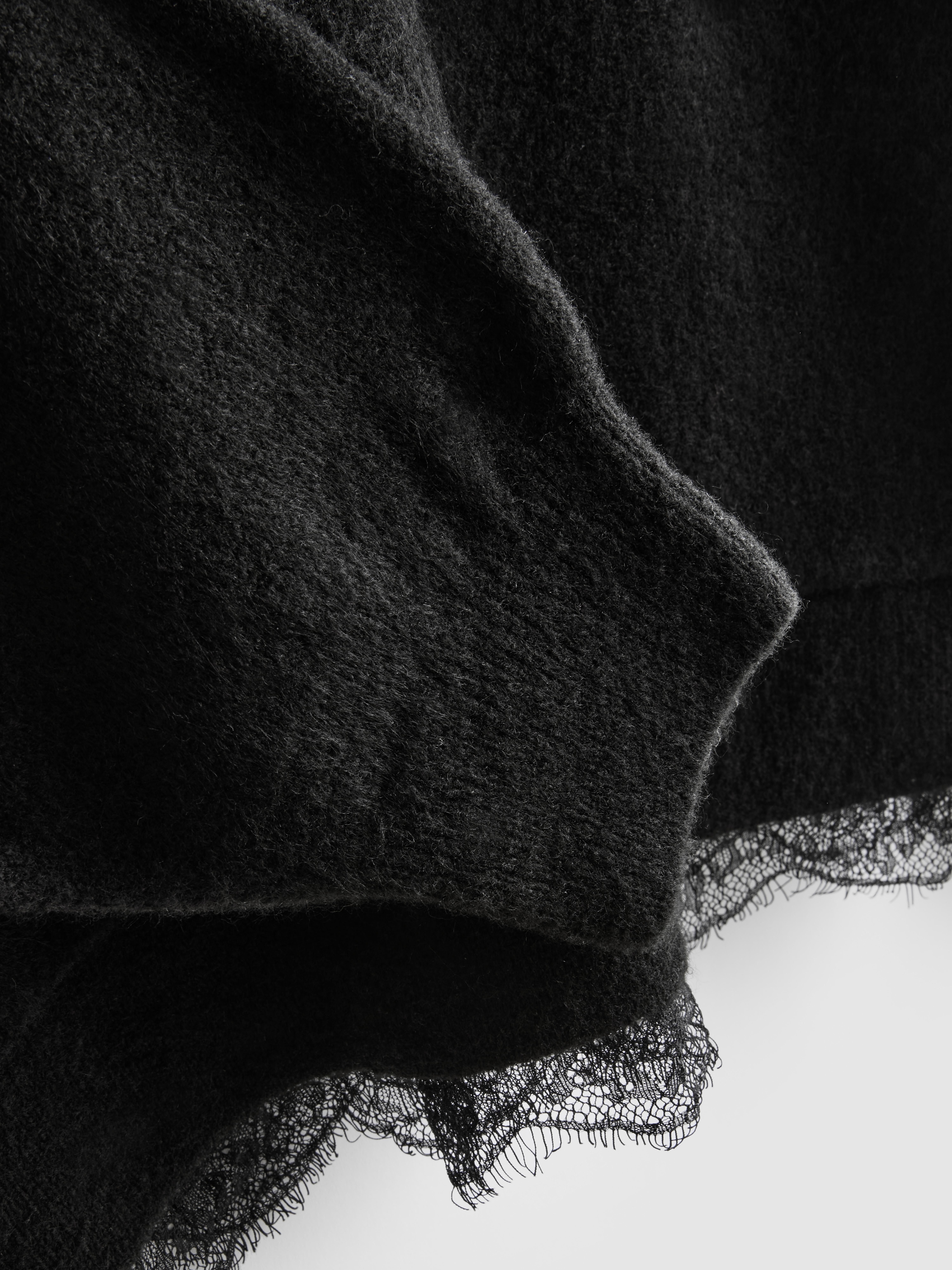 Lace Trim V-Neck Jumper