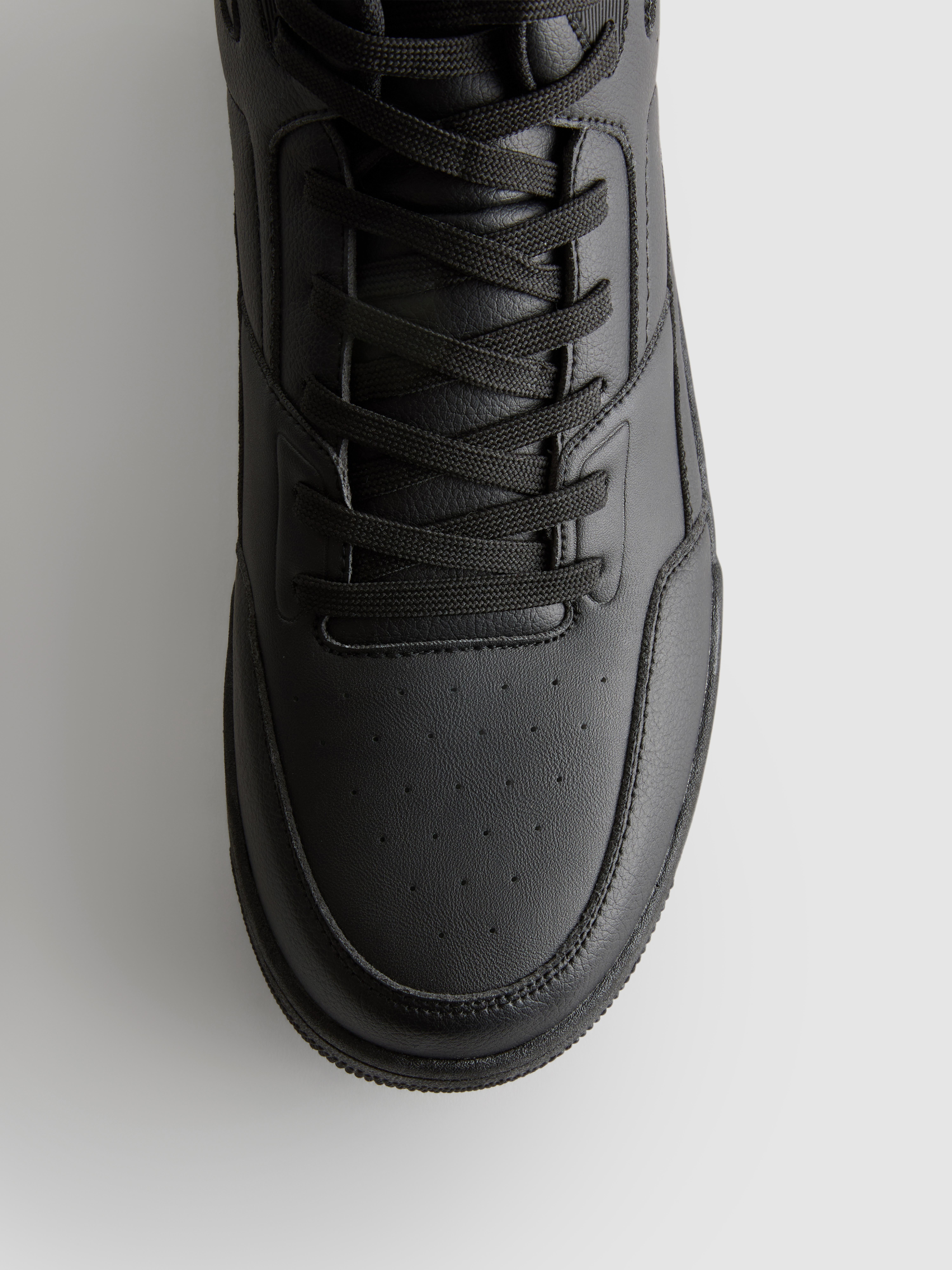 Zapatillas de caña alta básicas