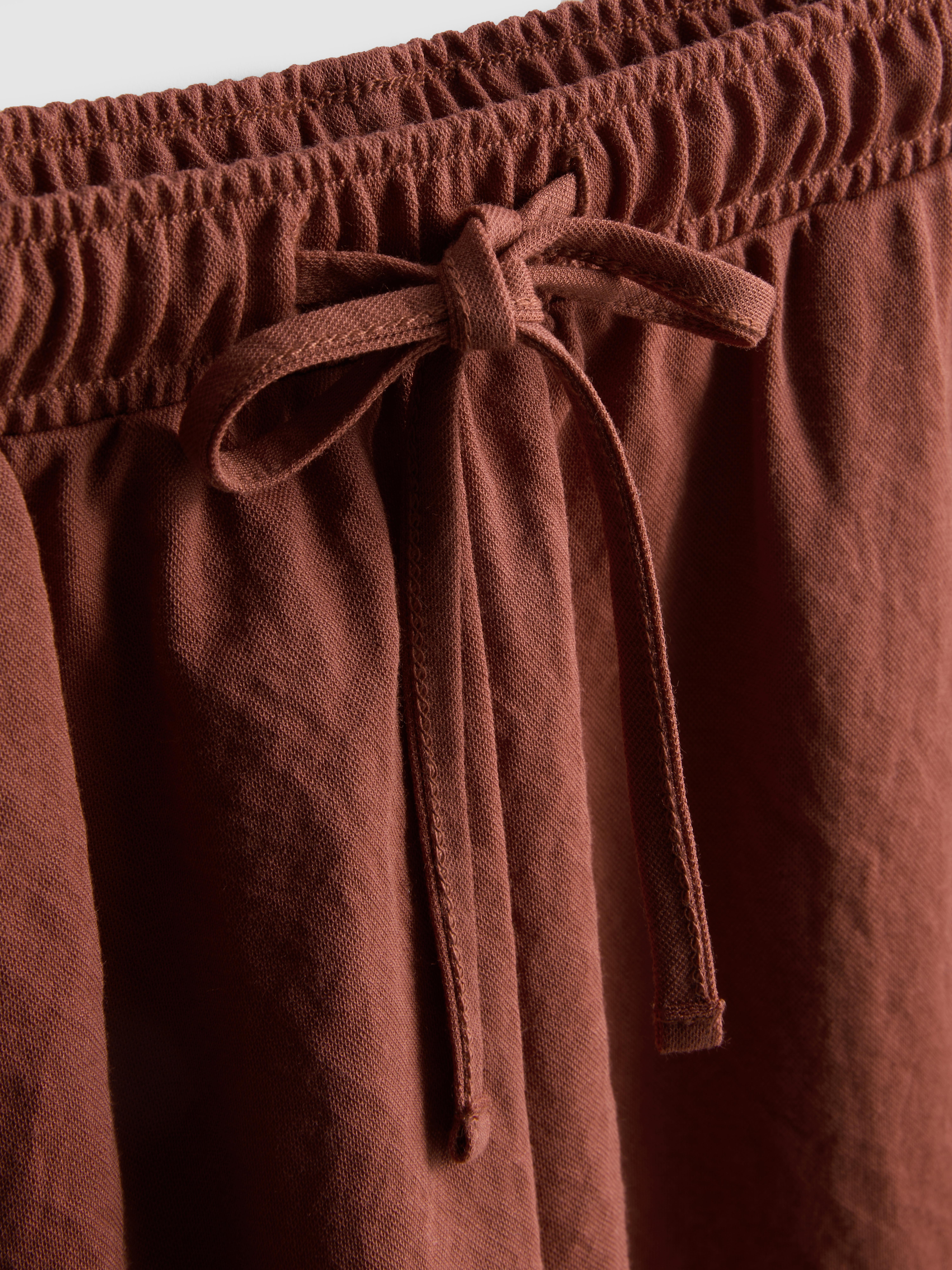 Strukturierte Shorts mit Kordelzug