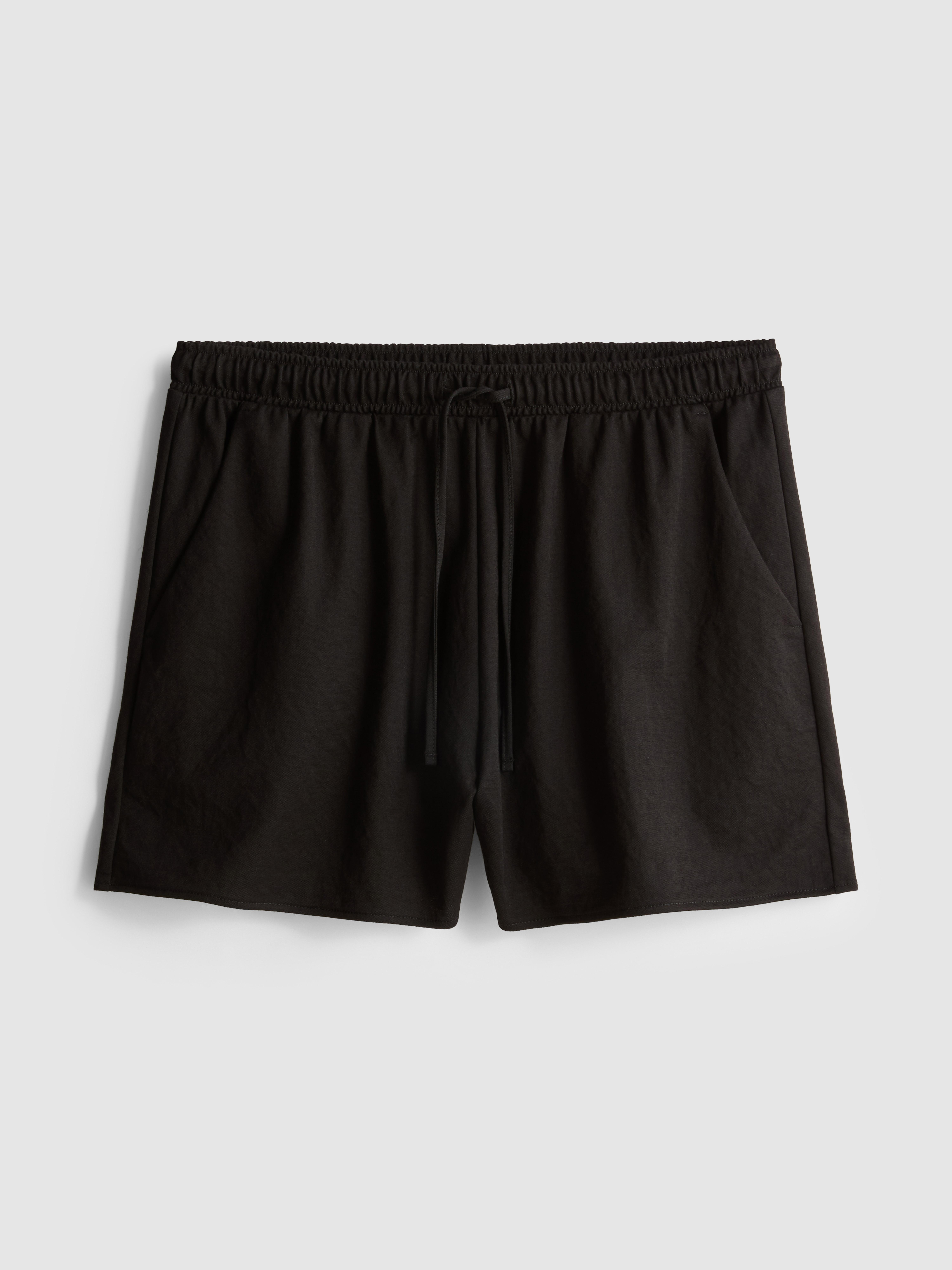 Short met textuur en trekkoord
