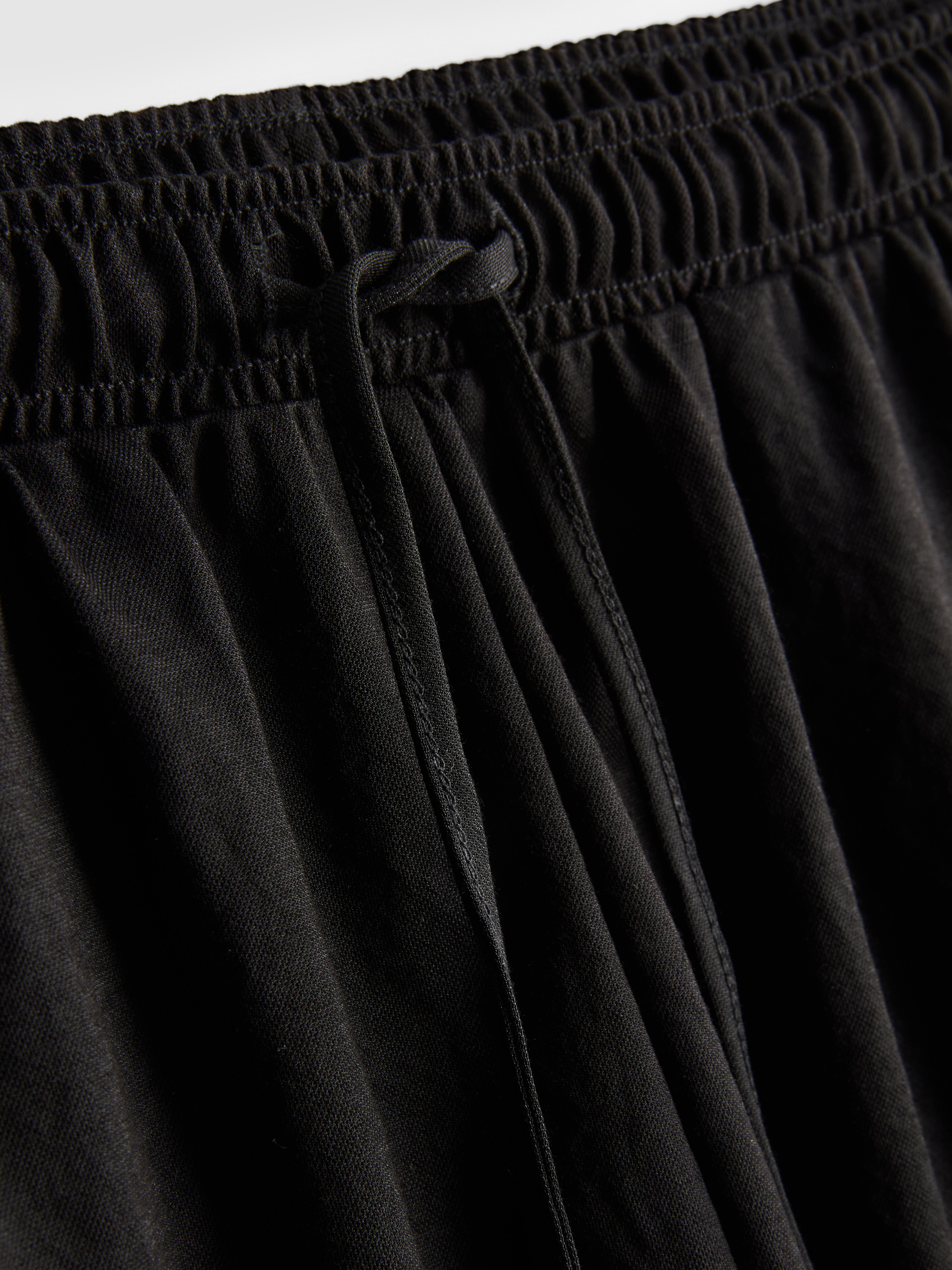 Textured Drawstring Shorts