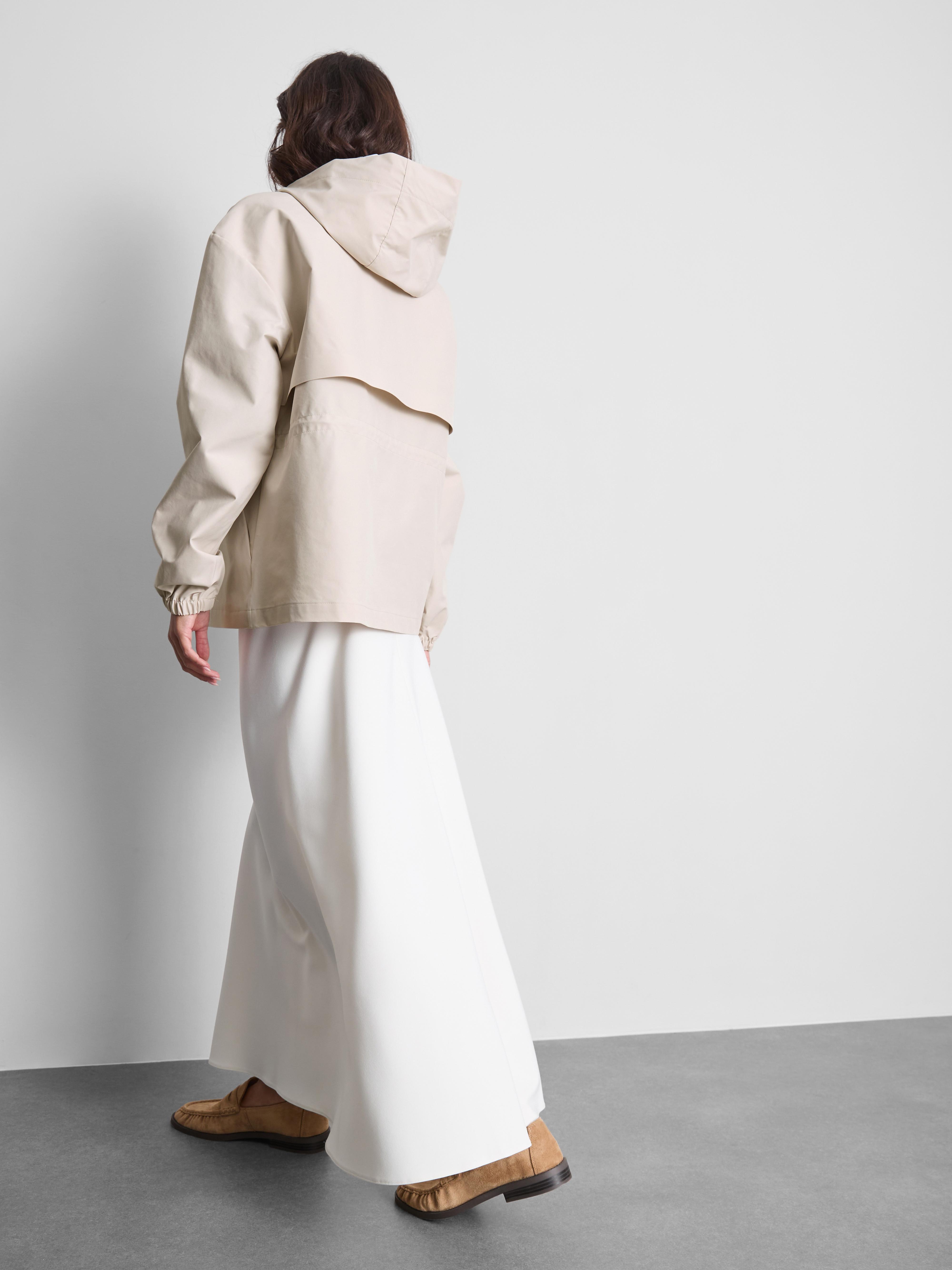 Kurze Regenjacke mit Taillenzug