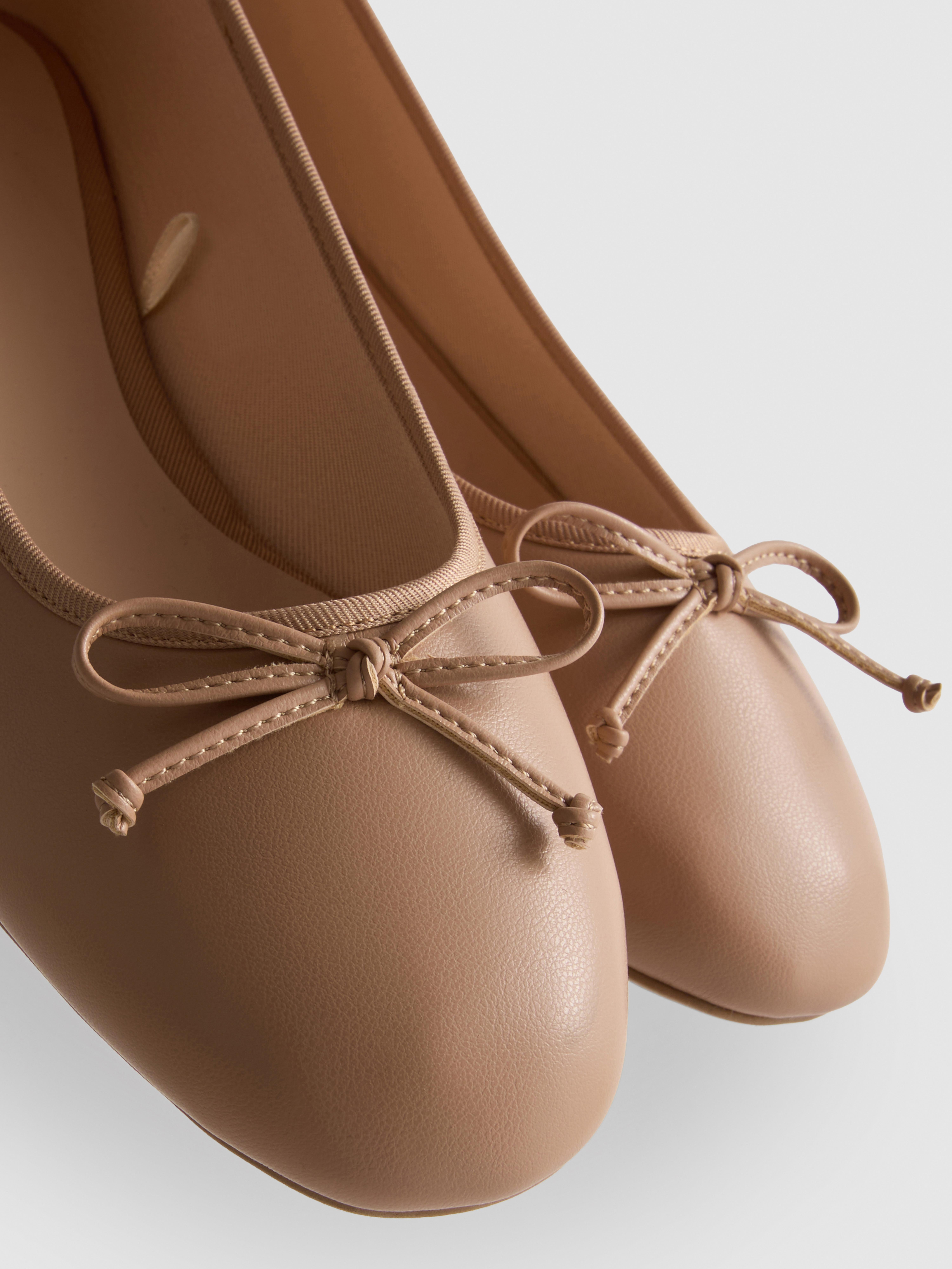 Faux Leather Bow Detail Ballerina Flats