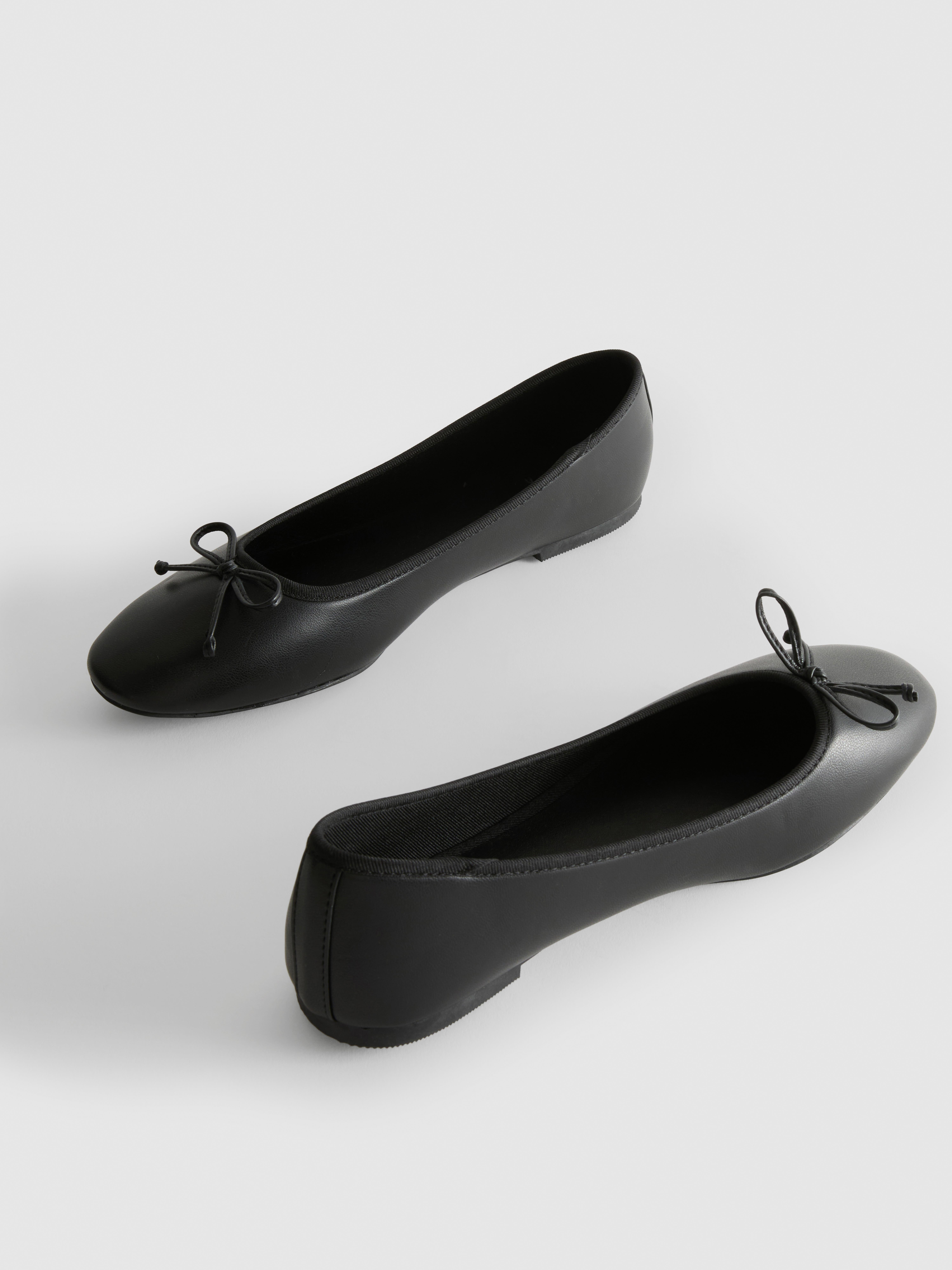 Faux Leather Bow Detail Ballerina Flats