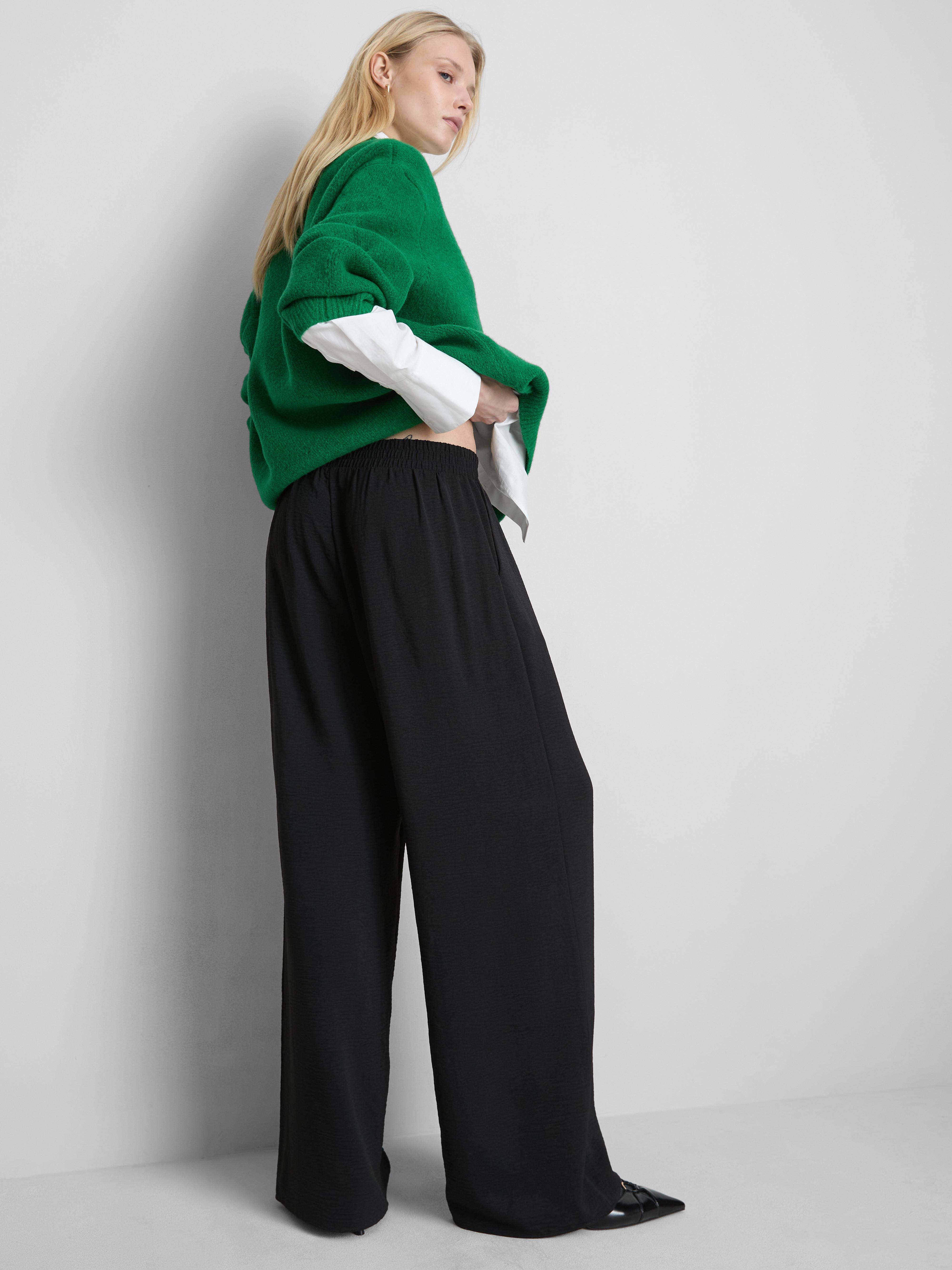 Pantalones de pernera ancha con cintura elástica