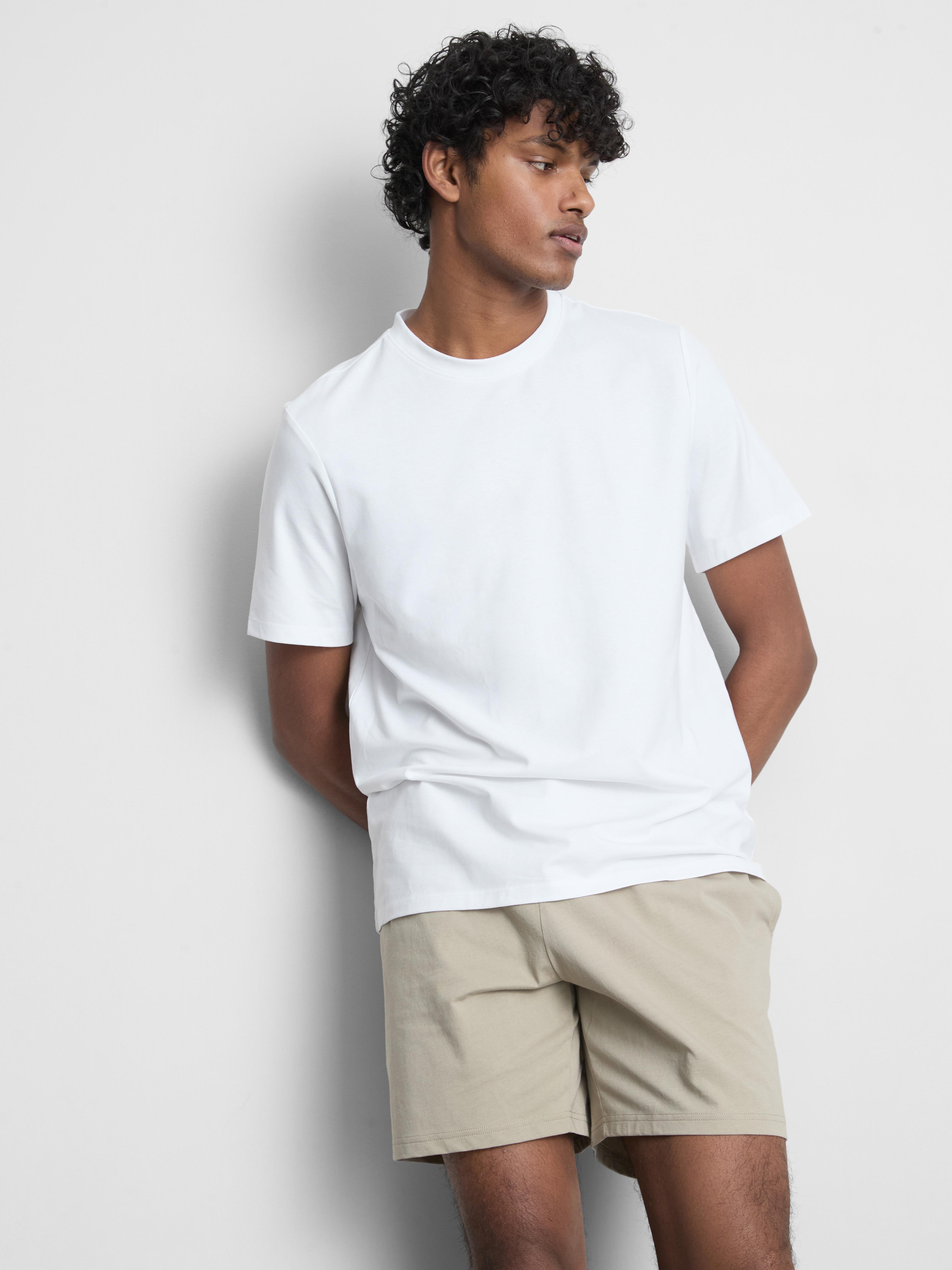 Basic T-shirt met korte mouwen