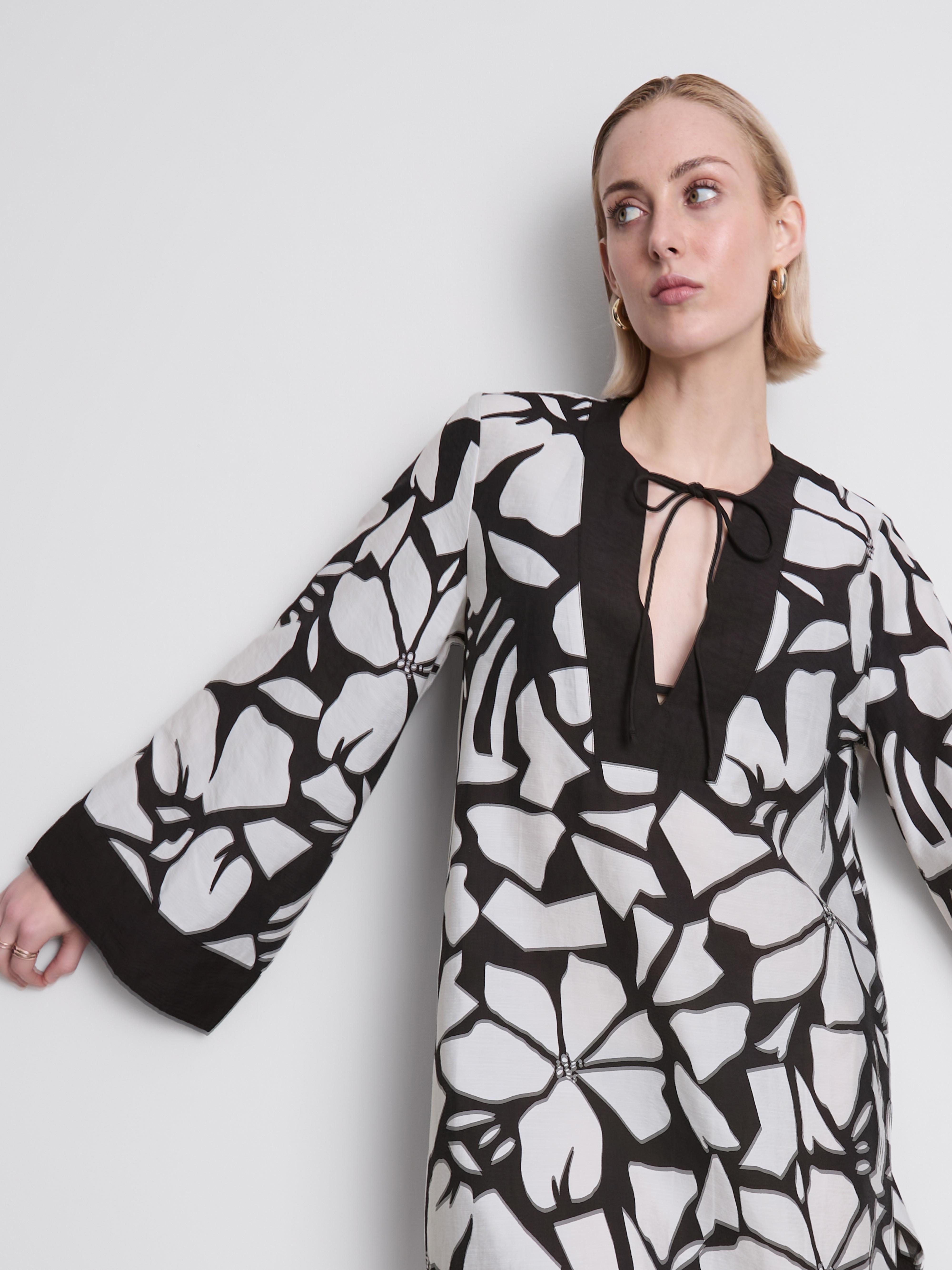 Women's Black/White Printed Kaftan
