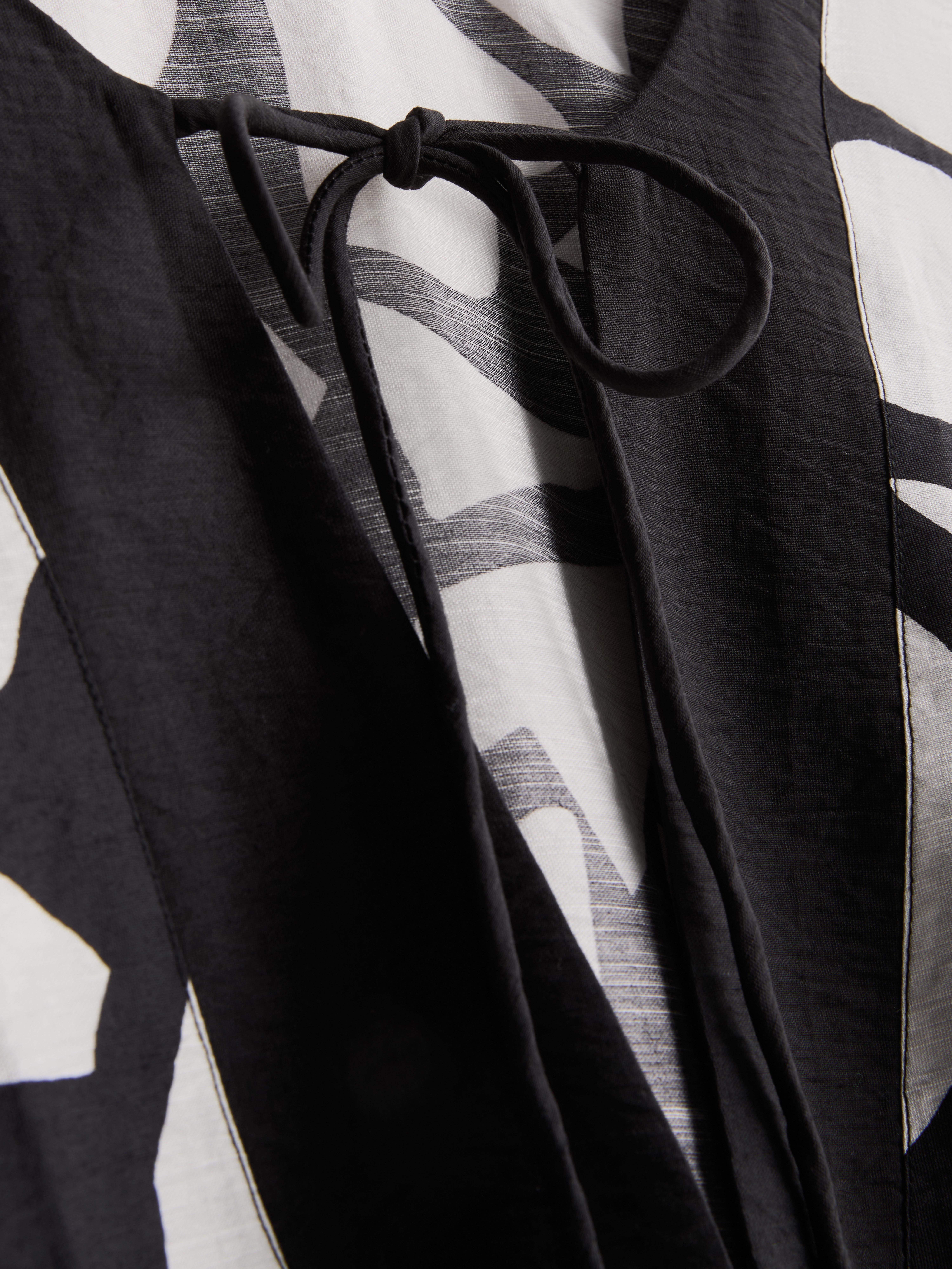 Women's Black/White Printed Kaftan