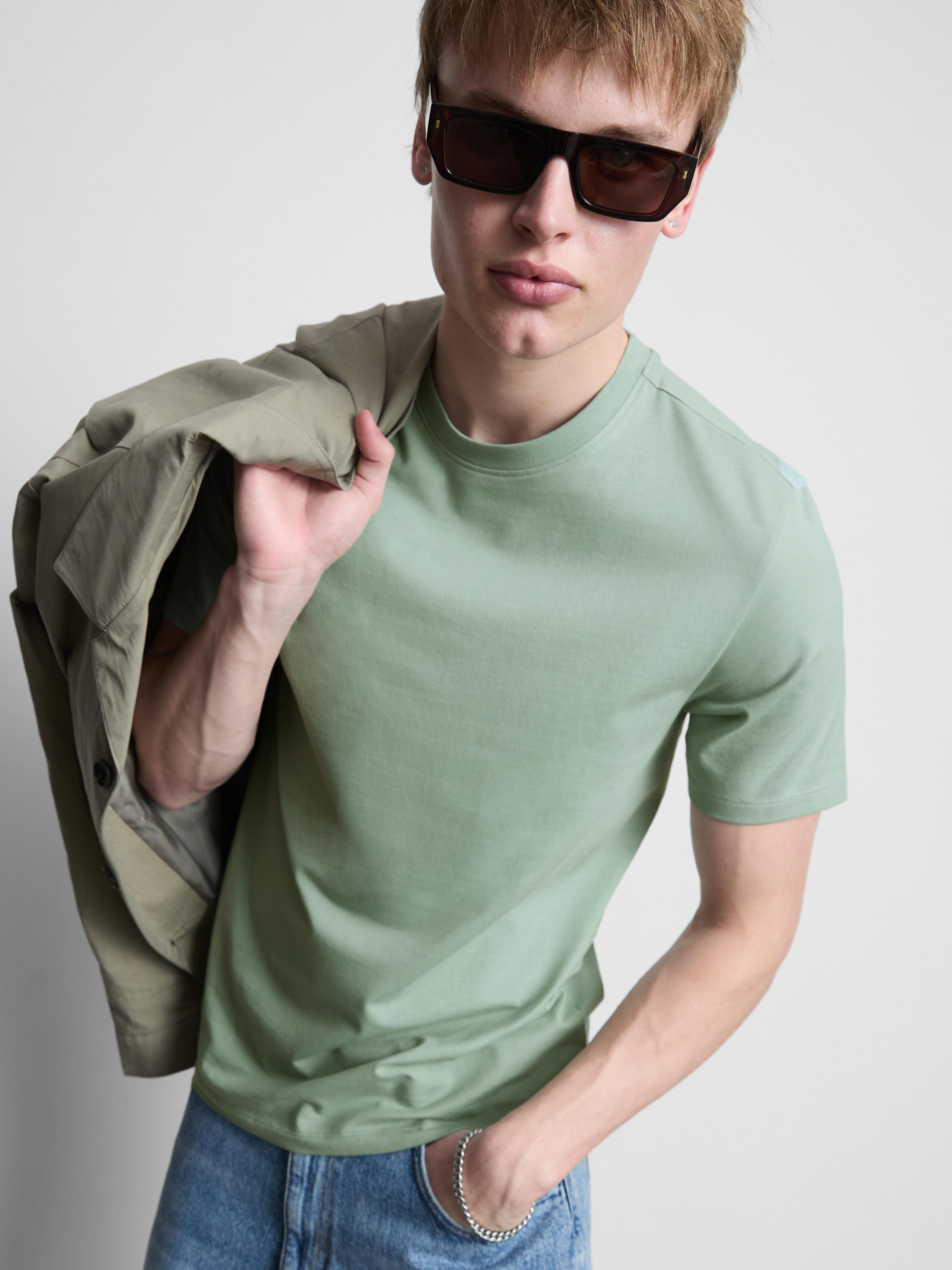 Slim Fit Stretch T-Shirt