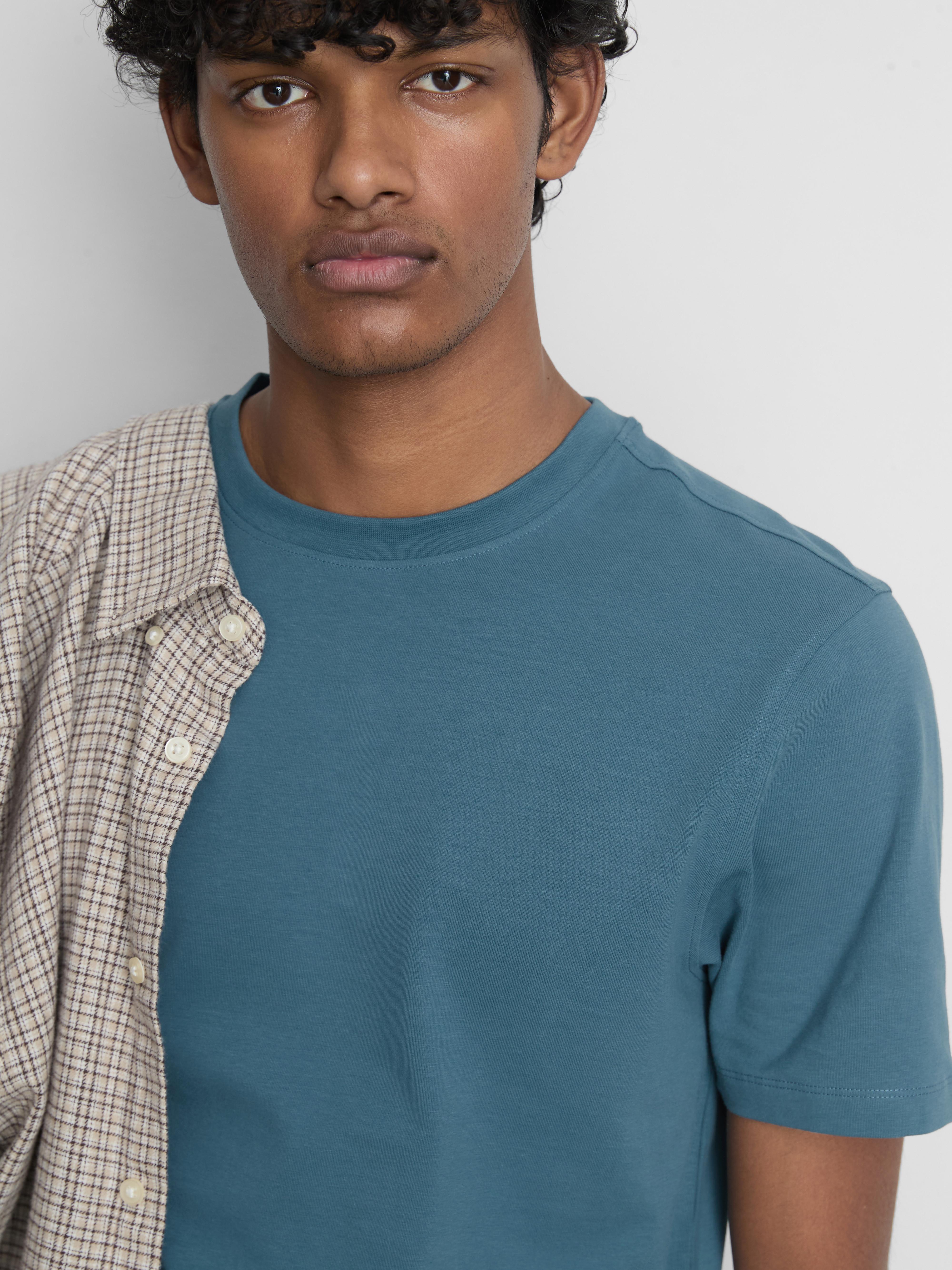 Slim Fit Stretch T-Shirt