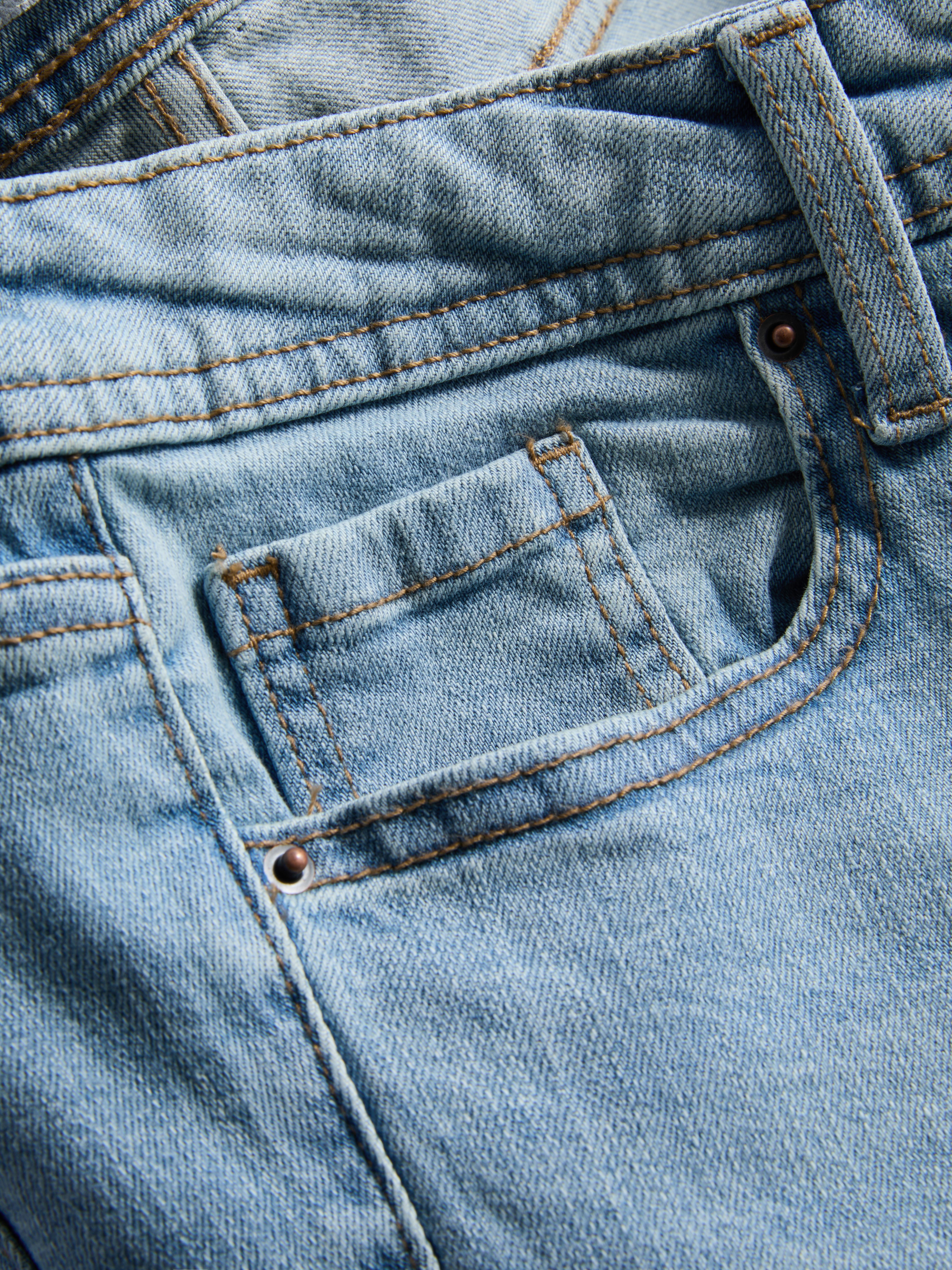 Katoendenim jeans met halfhoge taille en wijde pijpen