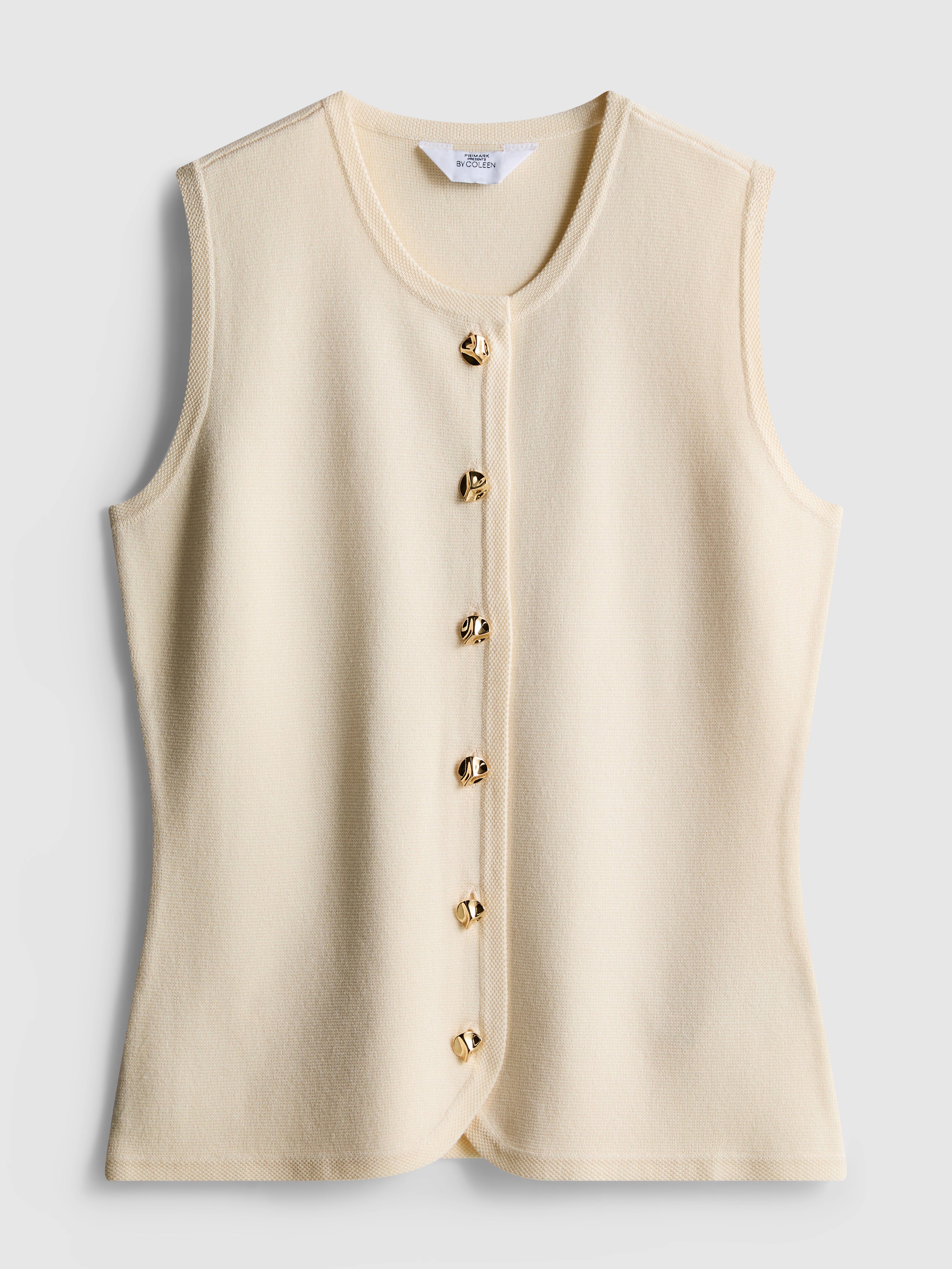 Gebreid gilet met knopen By Coleen